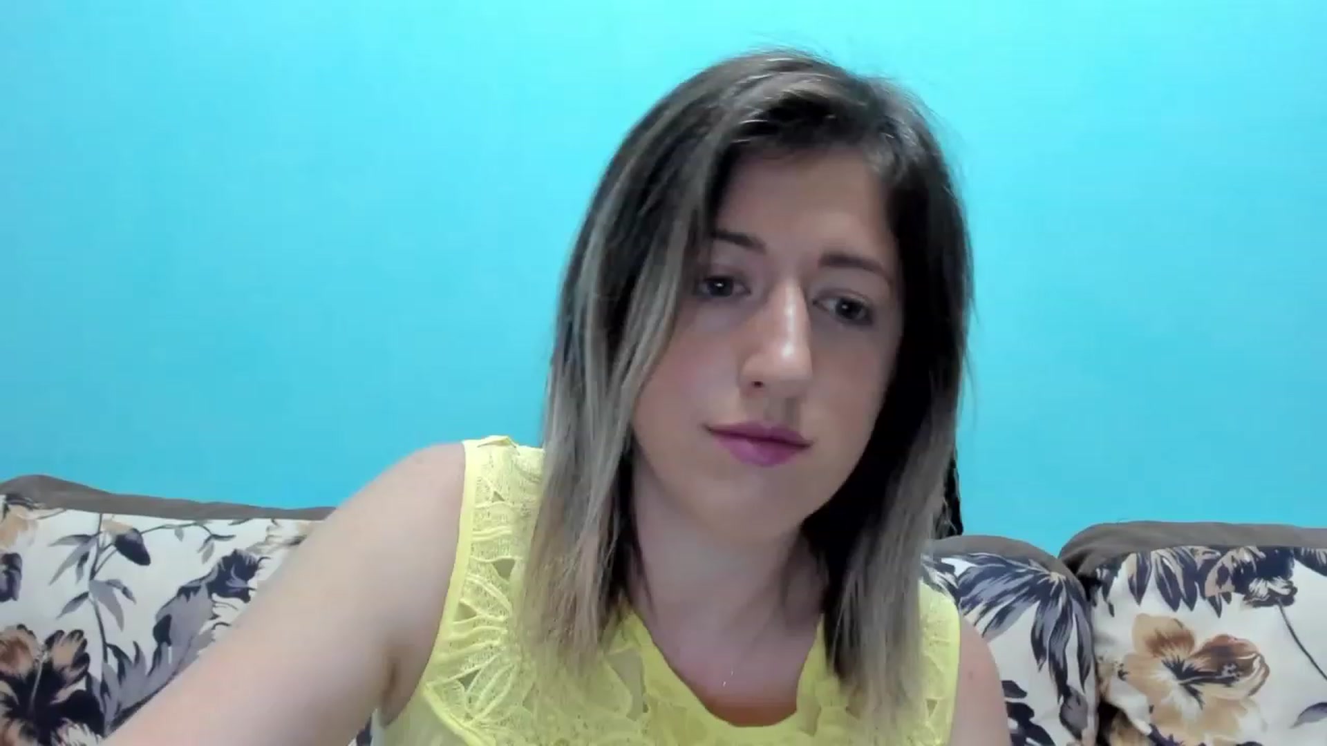 Gallery image thumbnail from SweetDelia_'s myfreecams stream on, 10/04/2023, 09:37 image 12 of 20