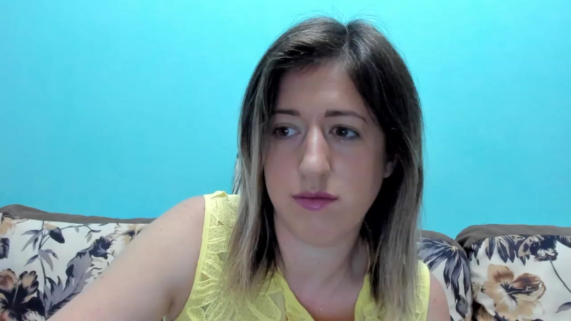 Gallery image thumbnail from SweetDelia_'s myfreecams stream on, 10/04/2023, 09:37 image 11 of 20