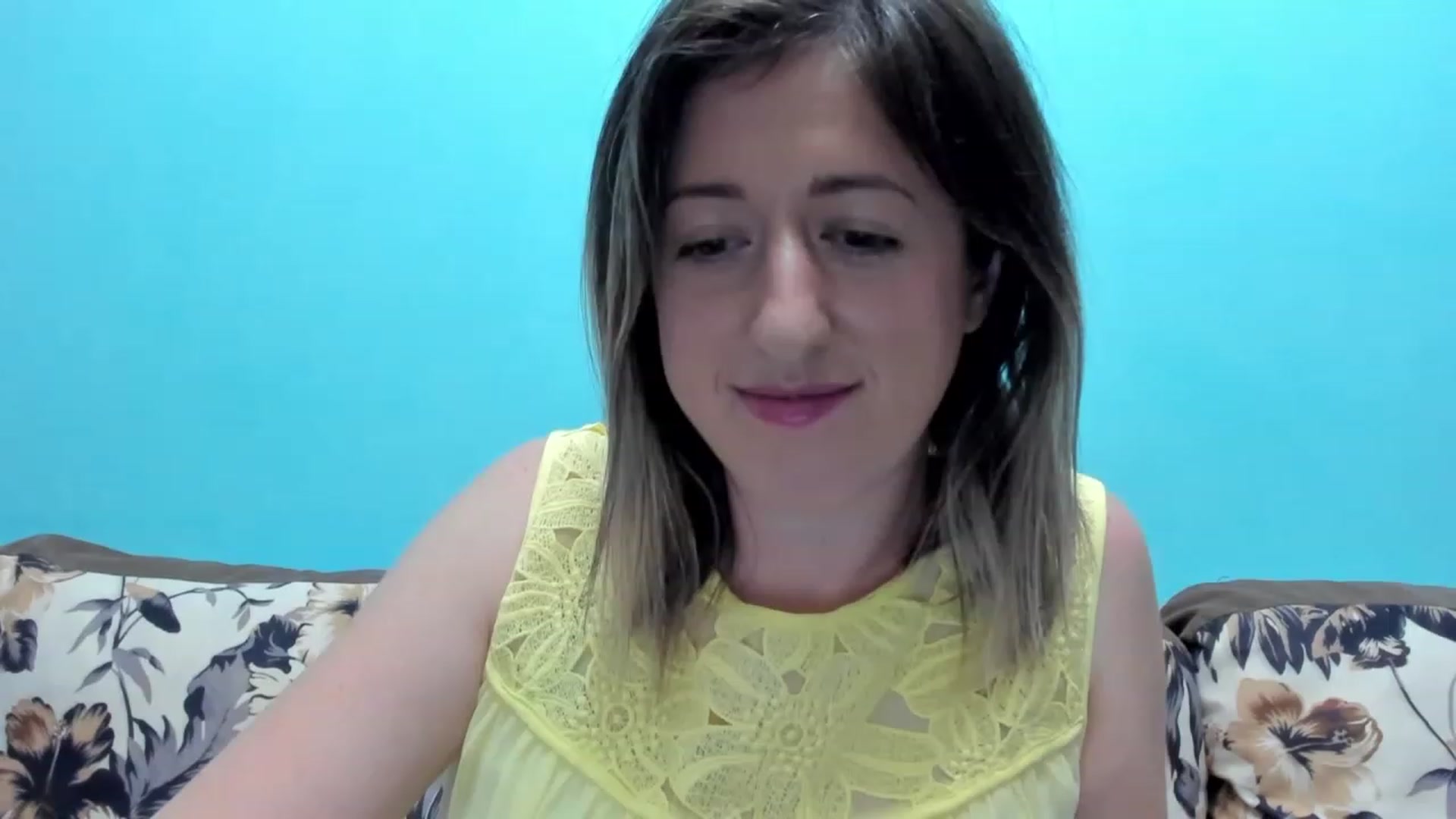 Gallery image thumbnail from SweetDelia_'s myfreecams stream on, 10/04/2023, 12:22 image 9 of 20