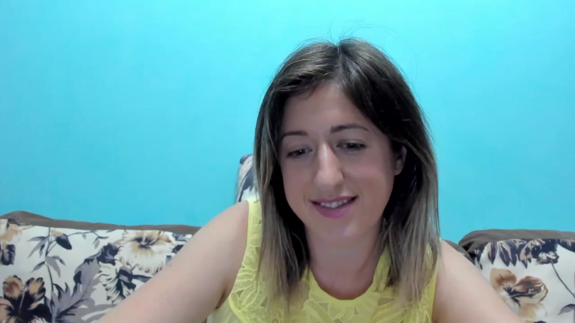 Gallery image thumbnail from SweetDelia_'s myfreecams stream on, 10/04/2023, 12:22 image 8 of 20