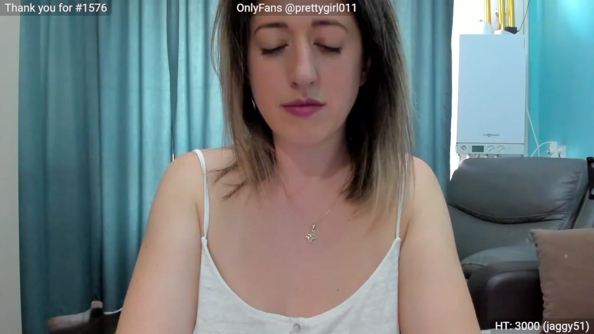 Gallery image thumbnail from SweetDelia_'s myfreecams stream on, 10/13/2023, 12:24 image 16 of 20
