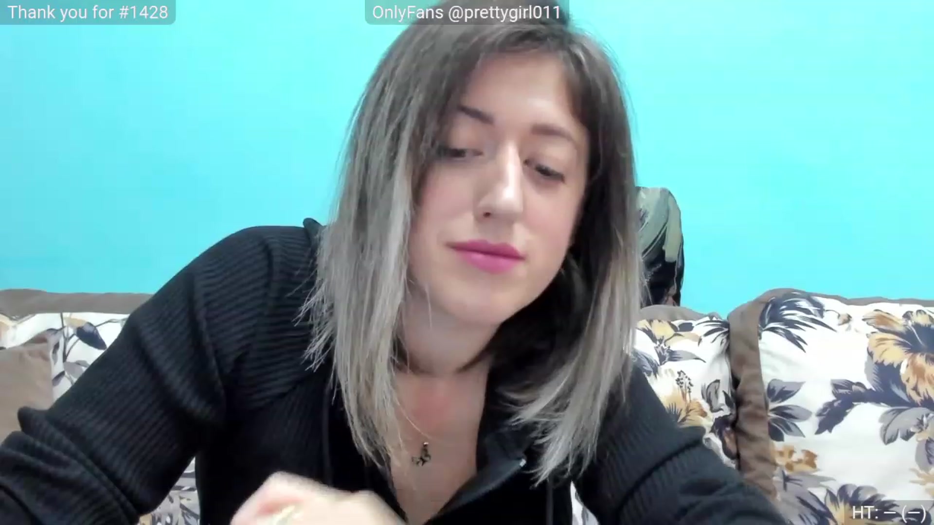 Gallery image thumbnail from SweetDelia_'s myfreecams stream on, 11/13/2023, 12:25 image 9 of 20