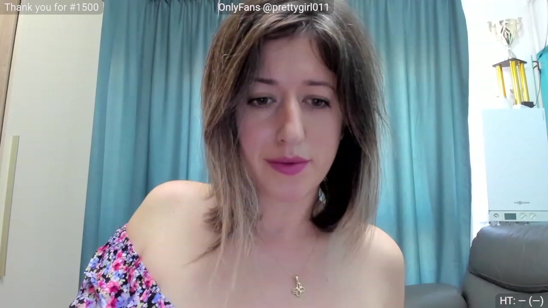Gallery image thumbnail from SweetDelia_'s myfreecams stream on, 11/14/2023, 11:07 image 10 of 20