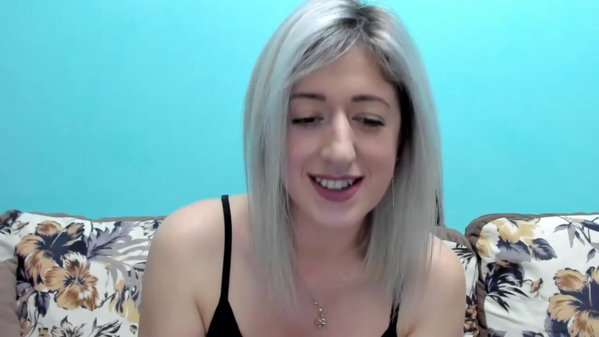 Gallery image thumbnail from SweetDelia_'s myfreecams stream on, 11/16/2023, 13:22 image 2 of 20
