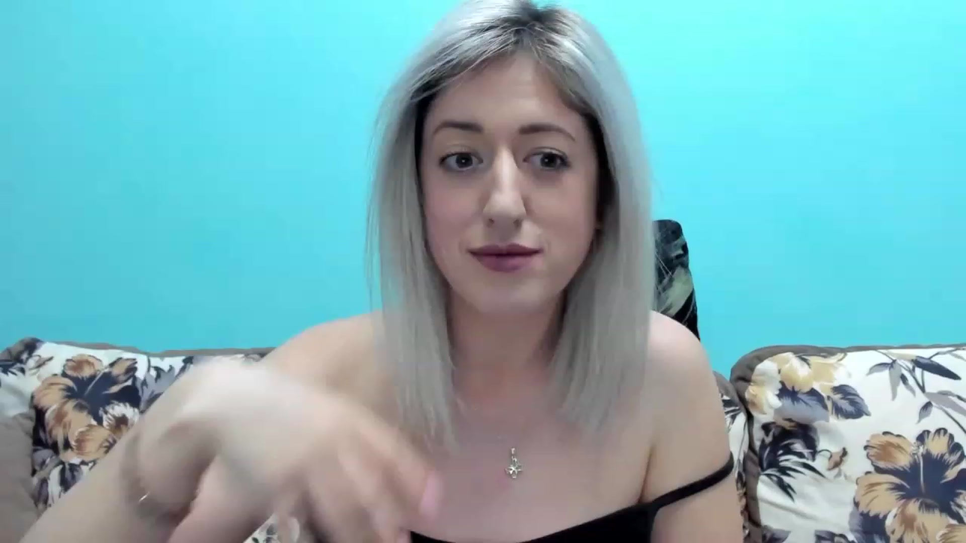 Gallery image thumbnail from SweetDelia_'s myfreecams stream on, 11/16/2023, 13:22 image 8 of 20