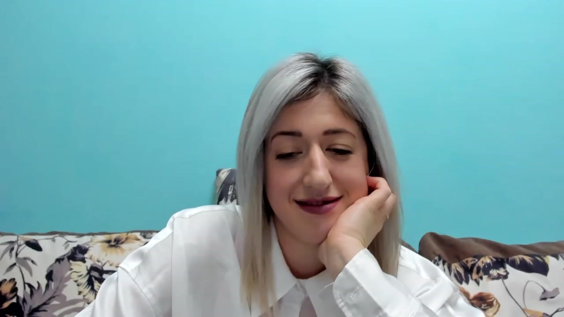 Gallery image thumbnail from SweetDelia_'s myfreecams stream on, 11/17/2023, 11:33 image 12 of 20