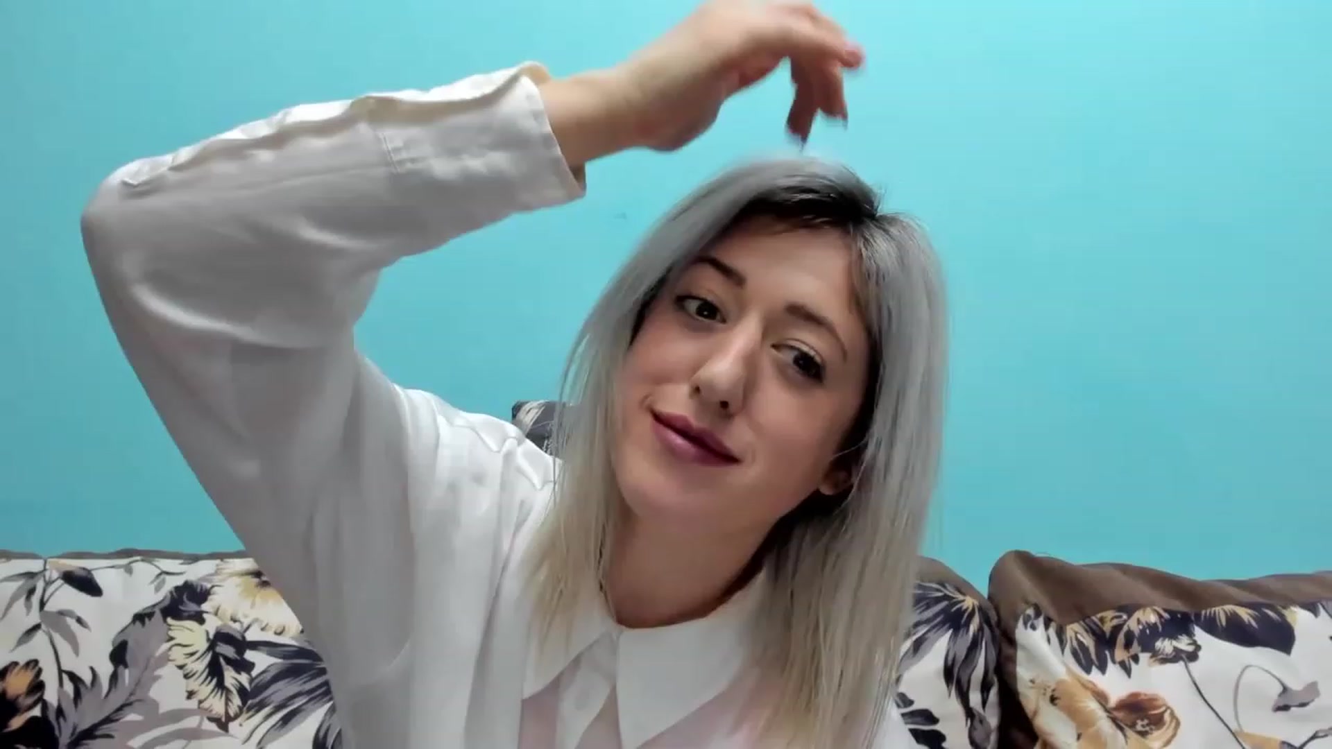 Gallery image thumbnail from SweetDelia_'s myfreecams stream on, 11/17/2023, 11:33 image 15 of 20