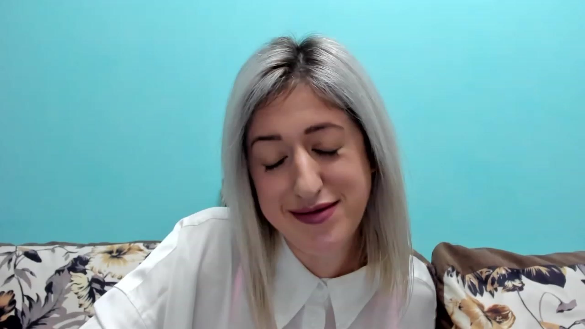 Gallery image thumbnail from SweetDelia_'s myfreecams stream on, 11/17/2023, 11:33 image 10 of 20