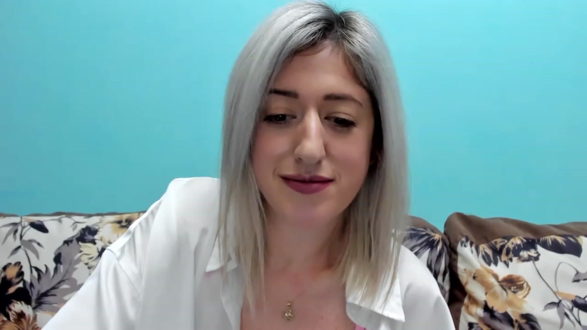 Gallery image thumbnail from SweetDelia_'s myfreecams stream on, 11/17/2023, 13:20 image 16 of 20
