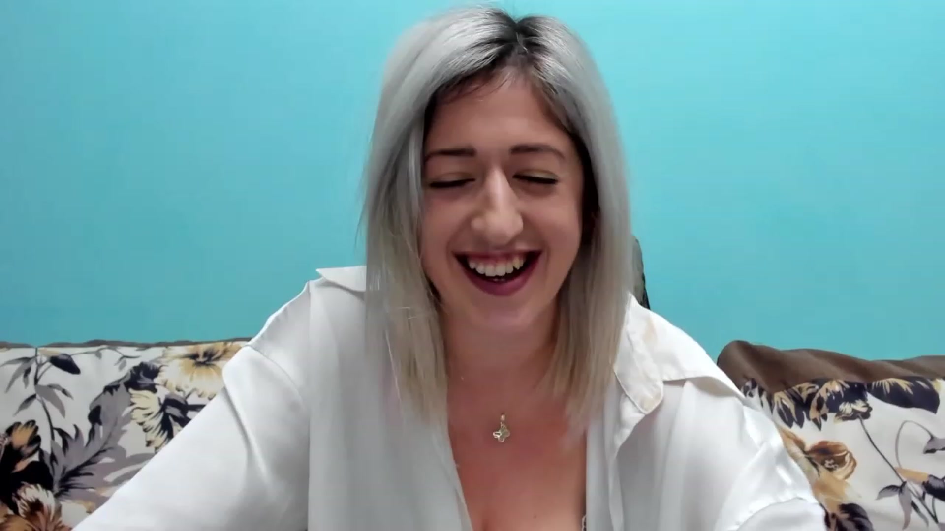 Gallery image thumbnail from SweetDelia_'s myfreecams stream on, 11/17/2023, 13:20 image 6 of 20