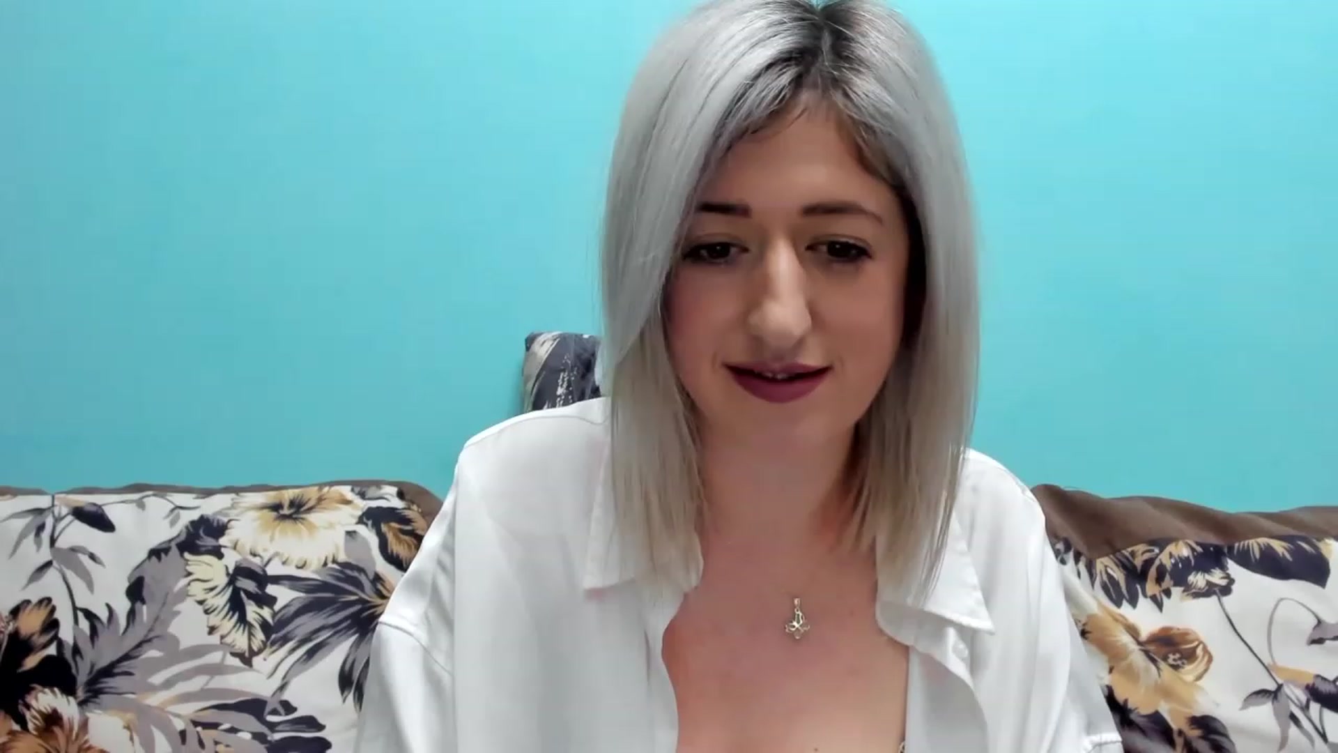 Gallery image thumbnail from SweetDelia_'s myfreecams stream on, 11/17/2023, 13:20 image 9 of 20