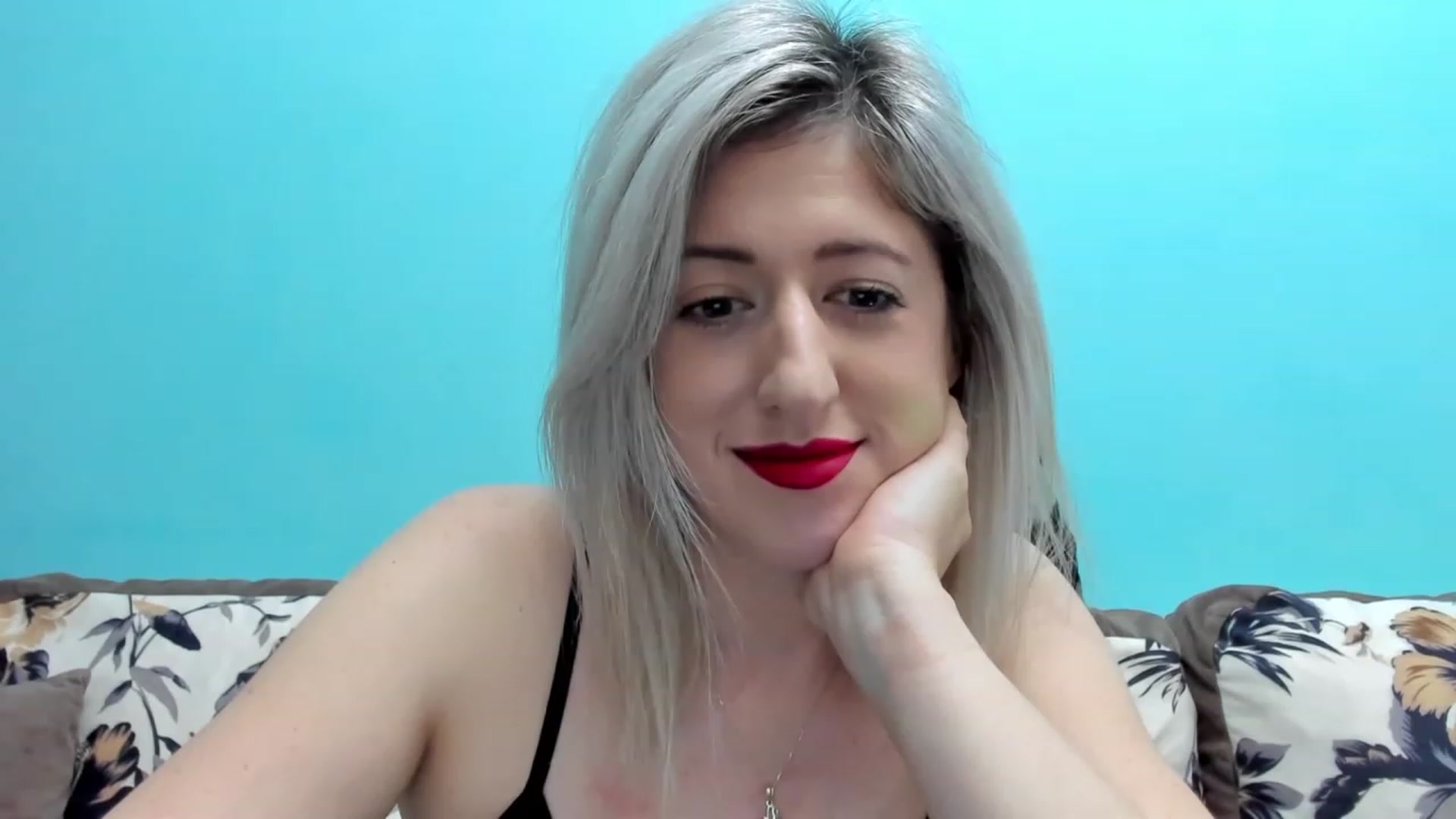 Gallery image thumbnail from SweetDelia_'s myfreecams stream on, 11/22/2023, 13:20 image 8 of 20