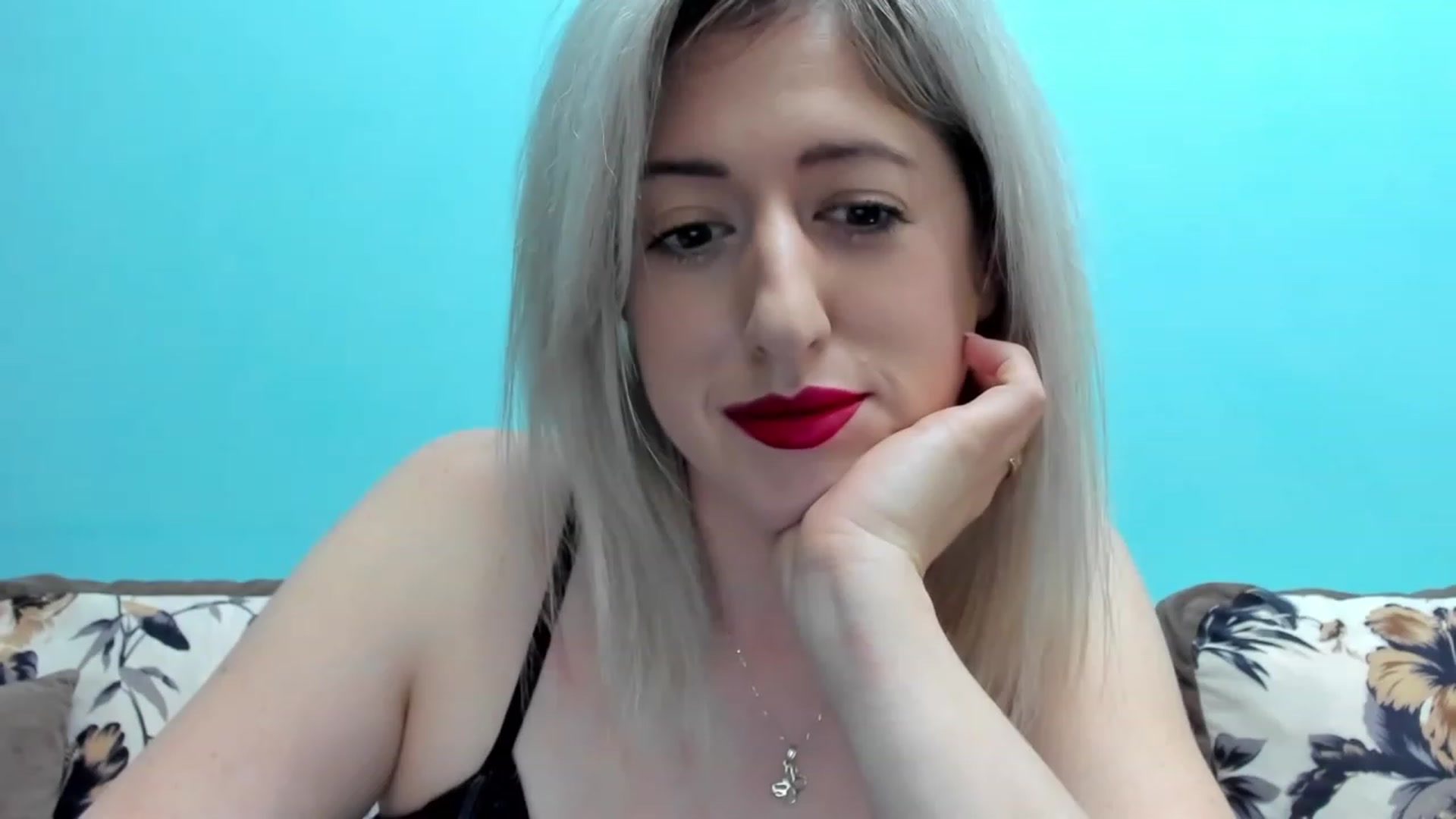 Gallery image thumbnail from SweetDelia_'s myfreecams stream on, 11/22/2023, 13:20 image 1 of 20