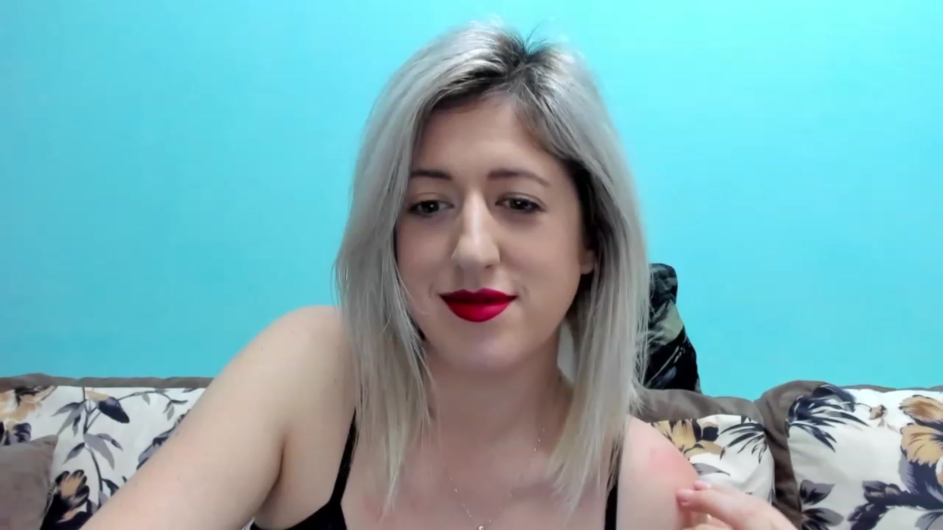 Gallery image thumbnail from SweetDelia_'s myfreecams stream on, 11/22/2023, 13:20 image 9 of 20