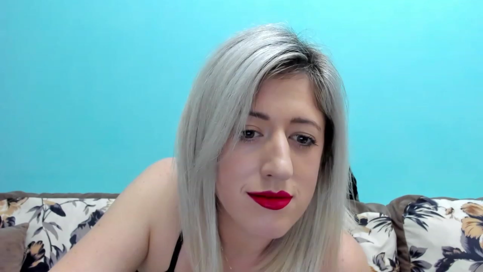 Gallery image thumbnail from SweetDelia_'s myfreecams stream on, 11/22/2023, 13:20 image 6 of 20