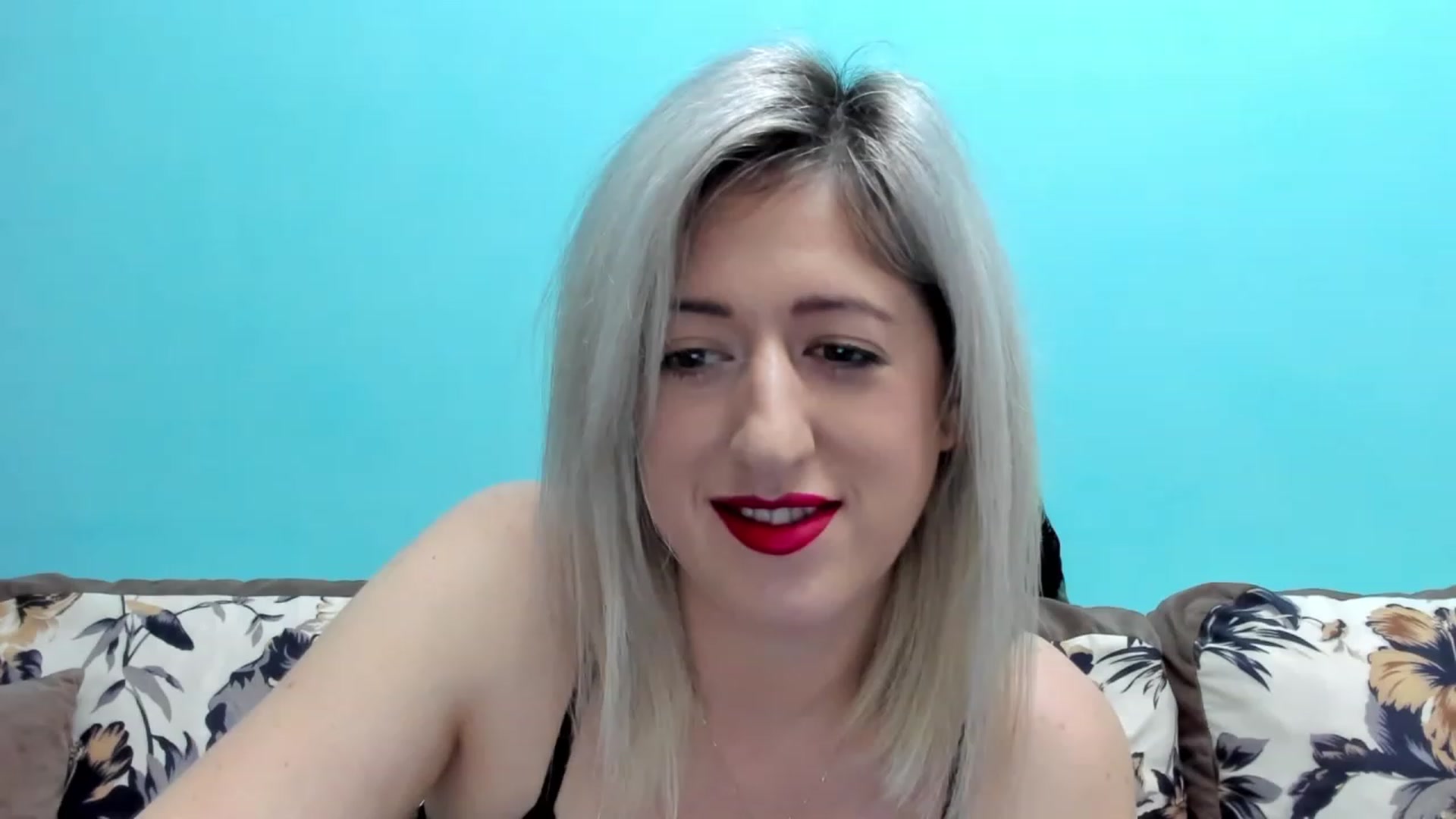 Gallery image thumbnail from SweetDelia_'s myfreecams stream on, 11/22/2023, 13:20 image 2 of 20