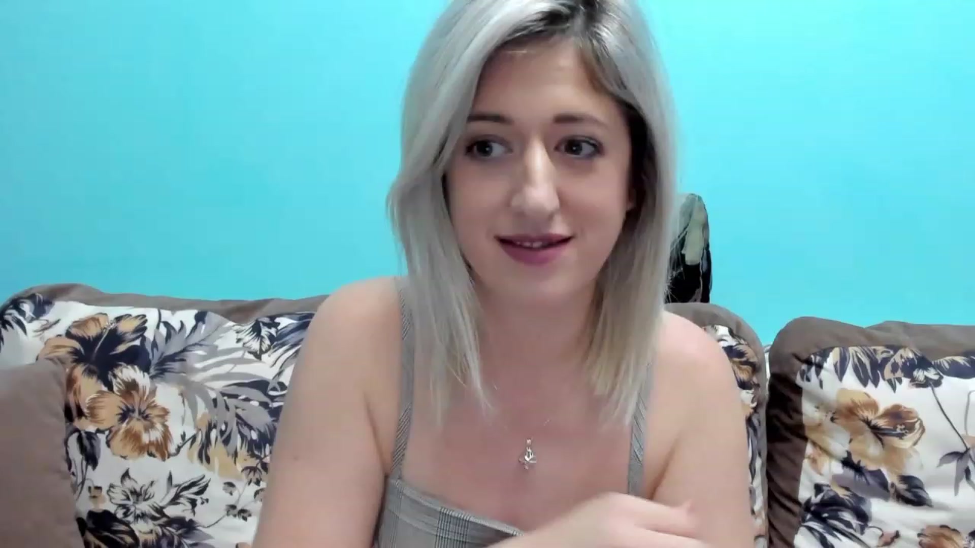 Gallery image thumbnail from SweetDelia_'s myfreecams stream on, 11/23/2023, 13:19 image 5 of 20