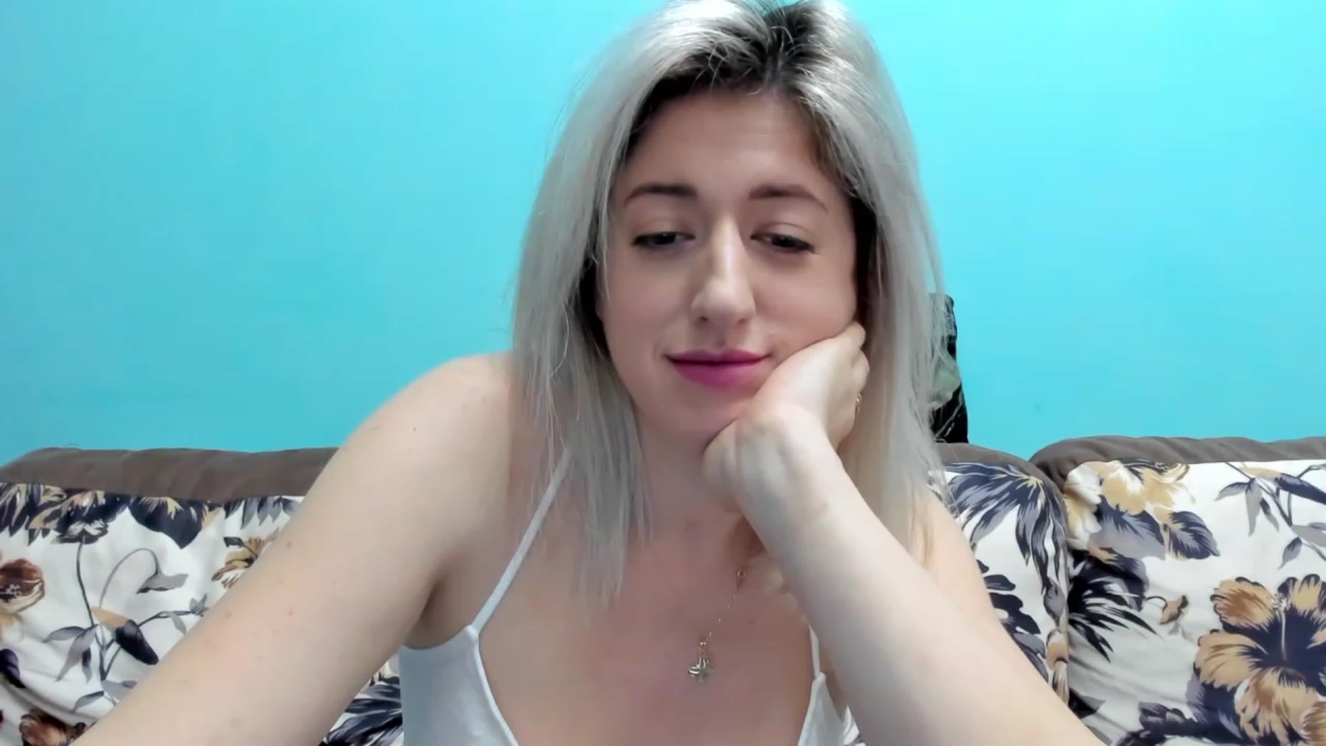 Gallery image thumbnail from SweetDelia_'s myfreecams stream on, 12/07/2023, 13:18 image 7 of 20