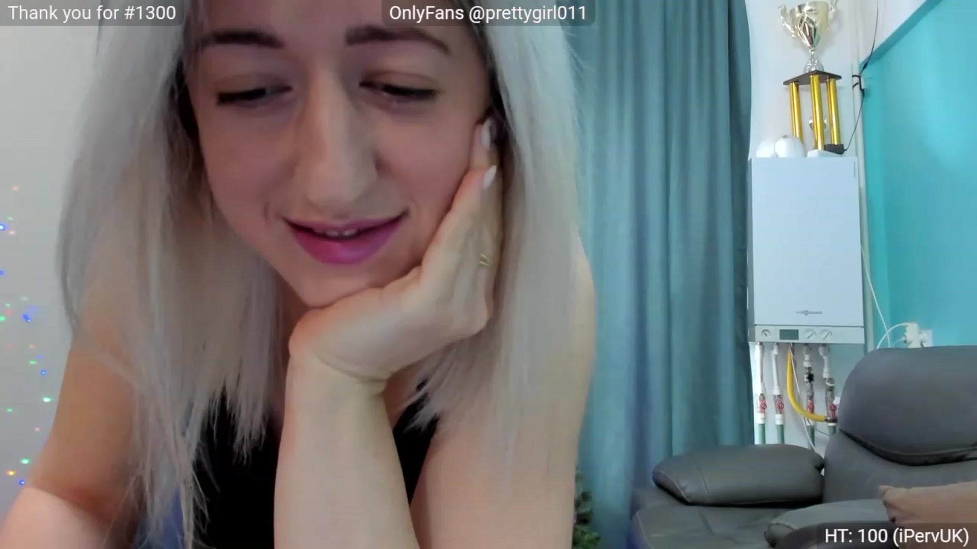 Gallery image thumbnail from SweetDelia_'s myfreecams stream on, 12/11/2023, 11:07 image 15 of 20