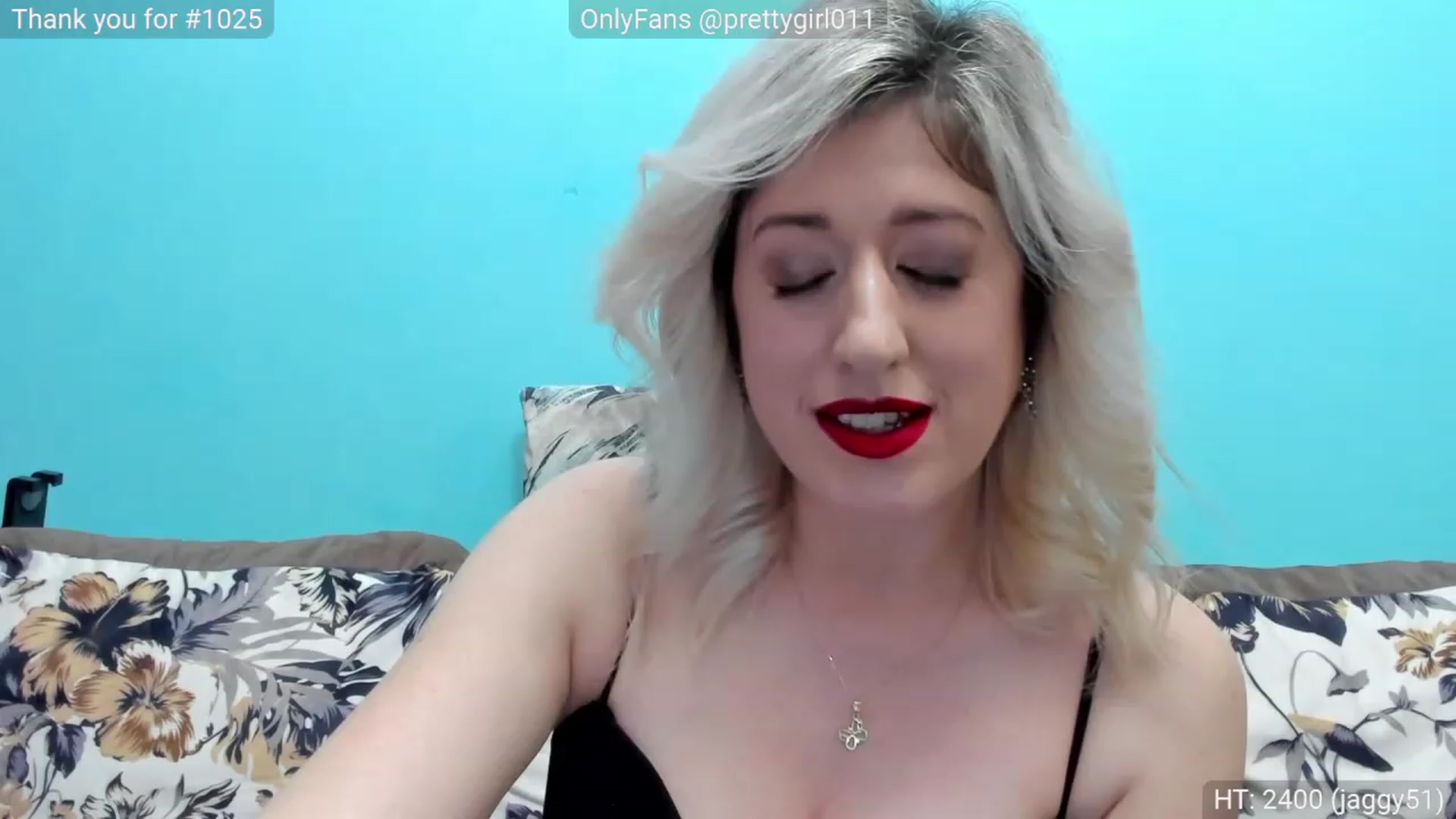 Gallery image thumbnail from SweetDelia_'s myfreecams stream on, 12/30/2023, 23:24 image 6 of 20