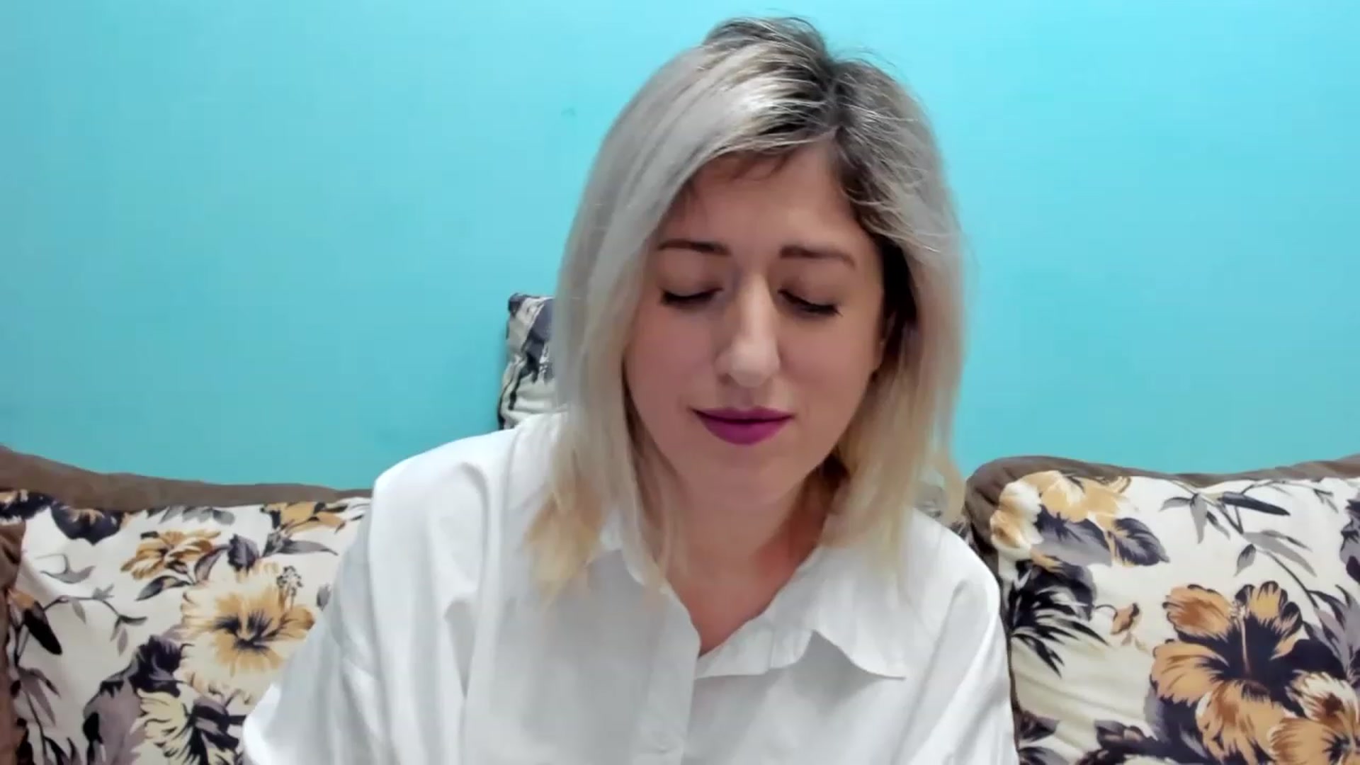 Gallery image thumbnail from SweetDelia_'s myfreecams stream on, 01/08/2024, 10:44 image 10 of 20