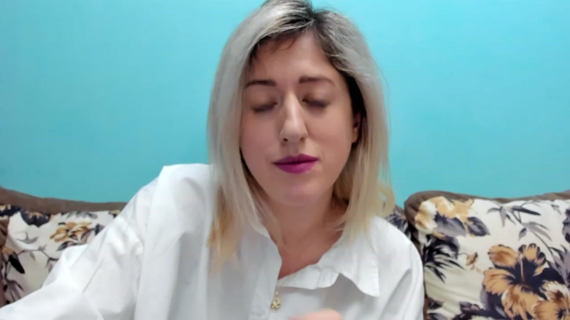 Gallery image thumbnail from SweetDelia_'s myfreecams stream on, 01/08/2024, 10:44 image 12 of 20