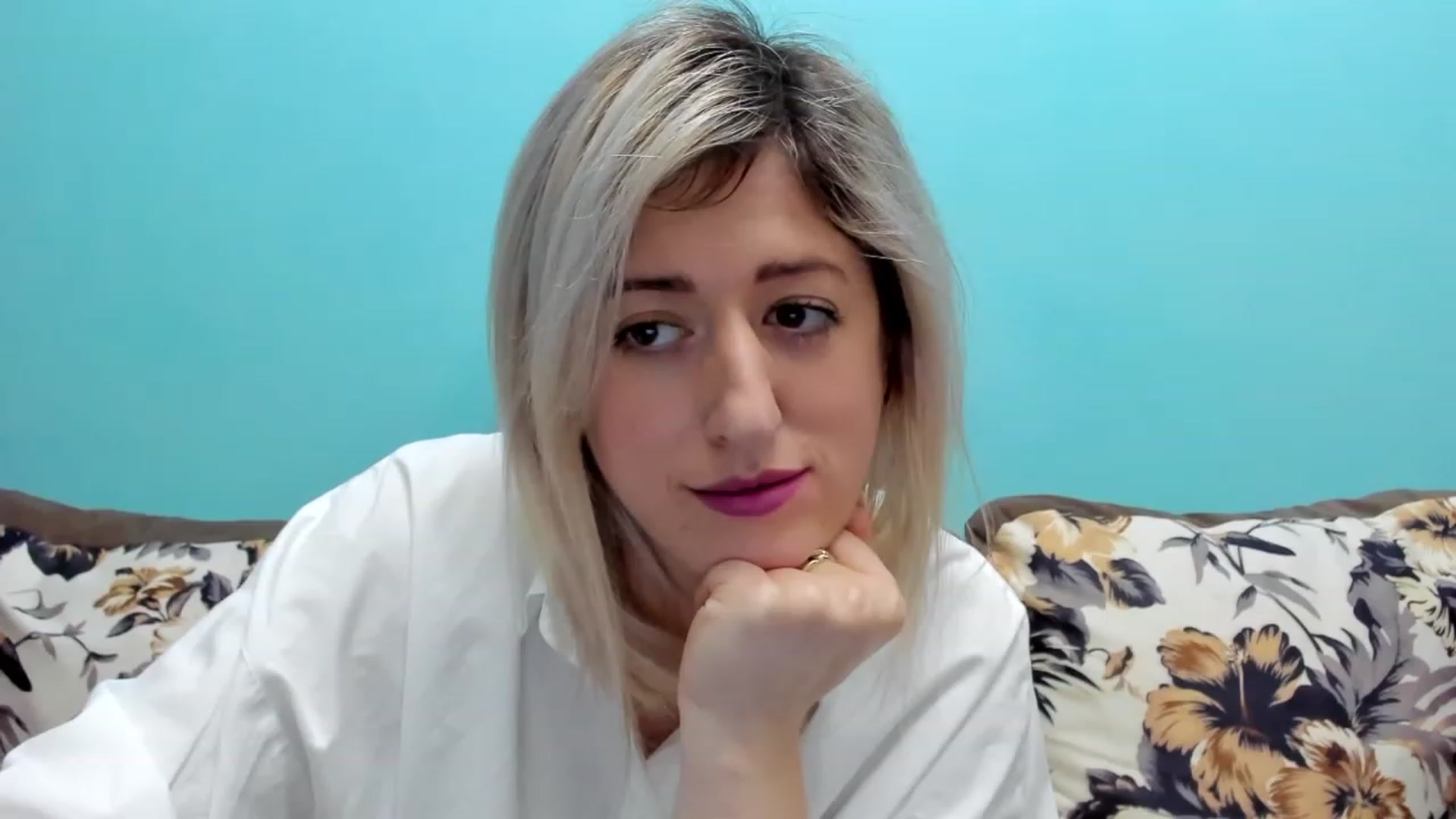 Gallery image thumbnail from SweetDelia_'s myfreecams stream on, 01/08/2024, 11:08 image 3 of 20