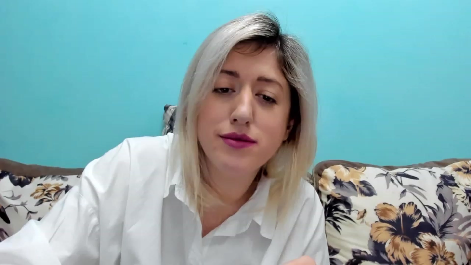 Gallery image thumbnail from SweetDelia_'s myfreecams stream on, 01/08/2024, 11:08 image 10 of 20