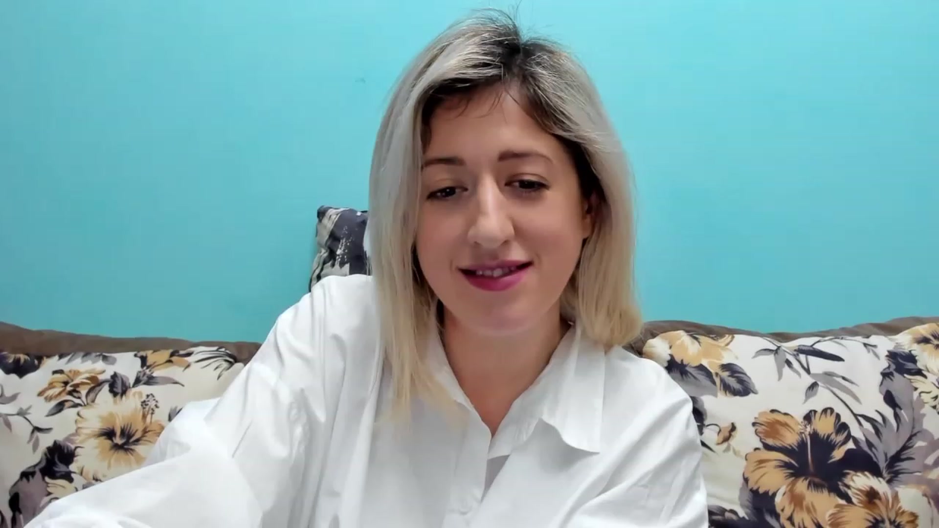 Gallery image thumbnail from SweetDelia_'s myfreecams stream on, 01/08/2024, 13:04 image 15 of 20