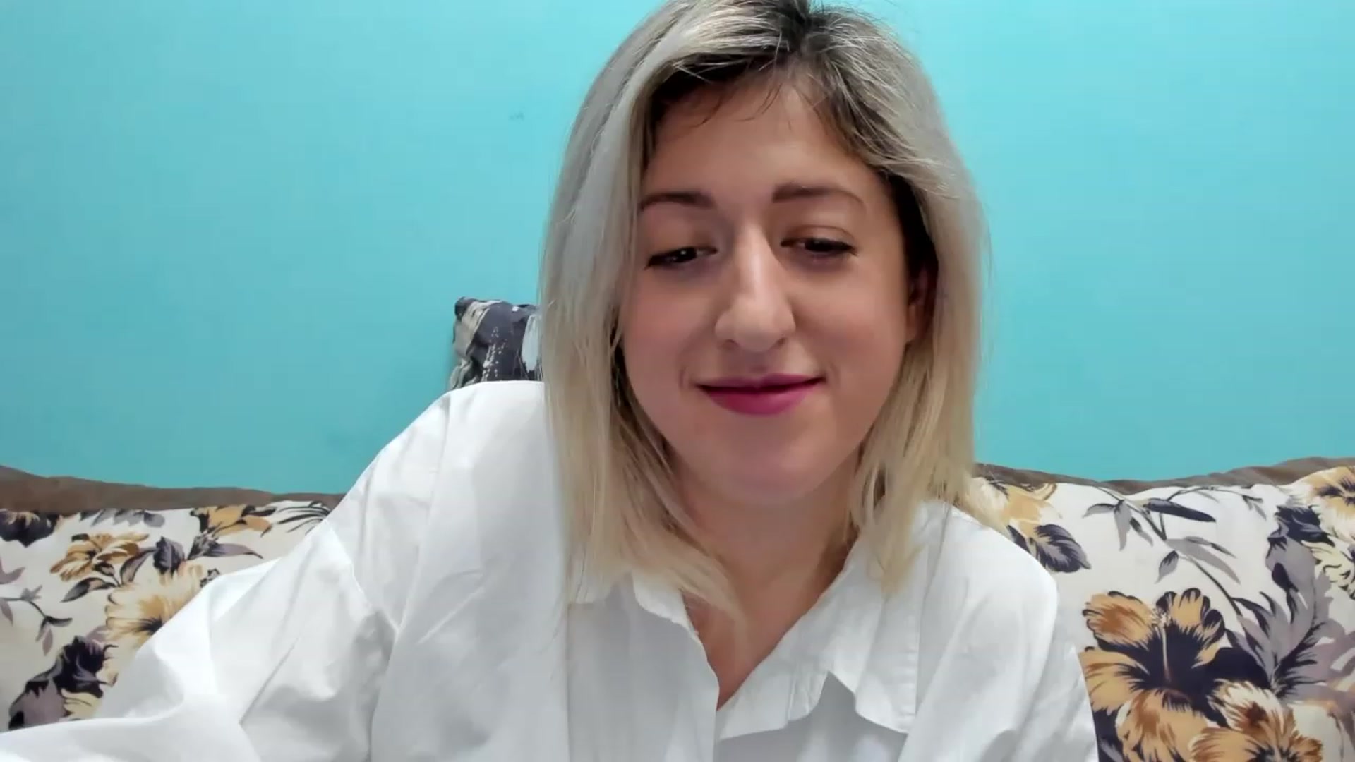 Gallery image thumbnail from SweetDelia_'s myfreecams stream on, 01/08/2024, 13:04 image 1 of 20