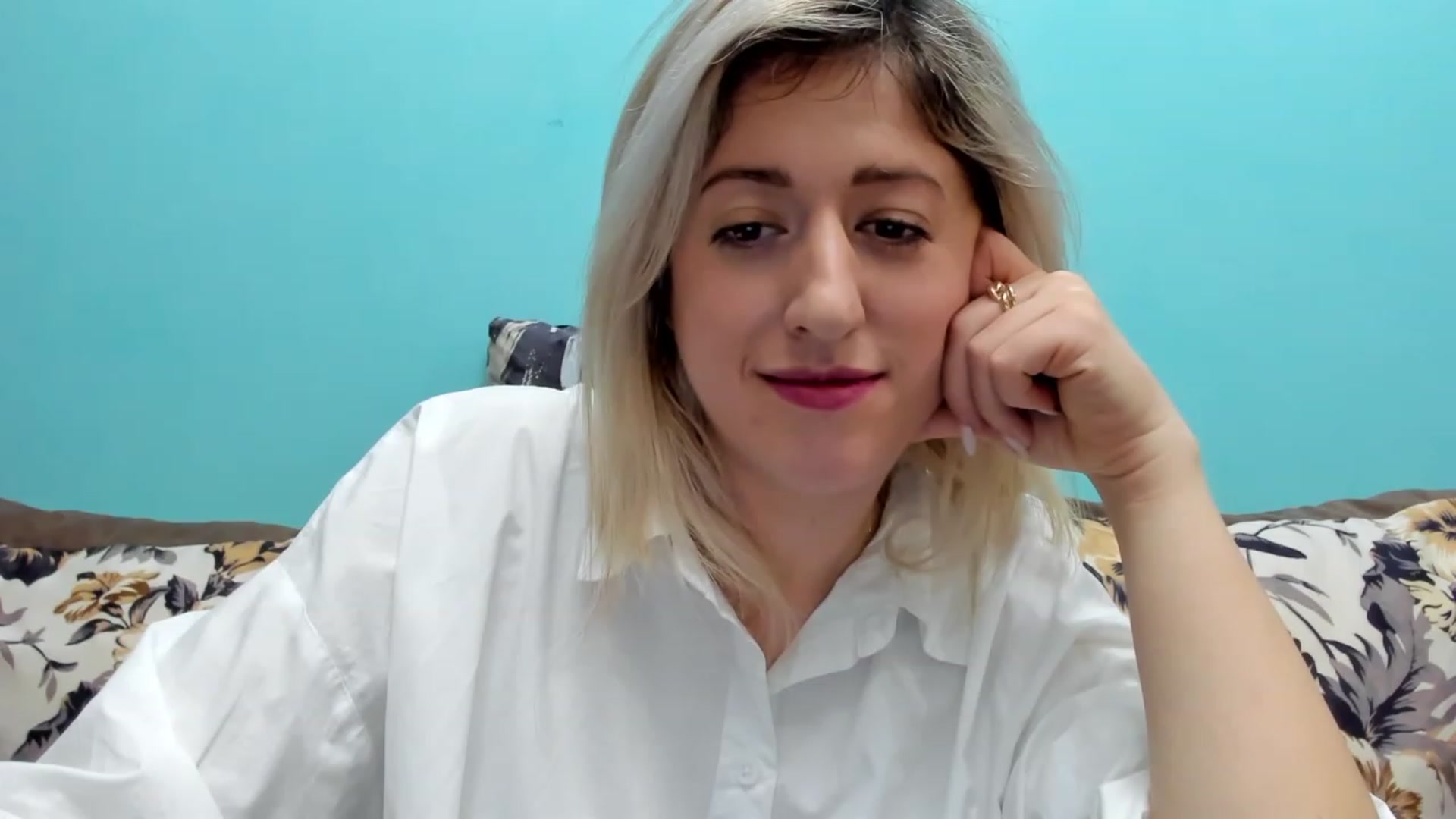 Gallery image thumbnail from SweetDelia_'s myfreecams stream on, 01/08/2024, 13:04 image 8 of 20