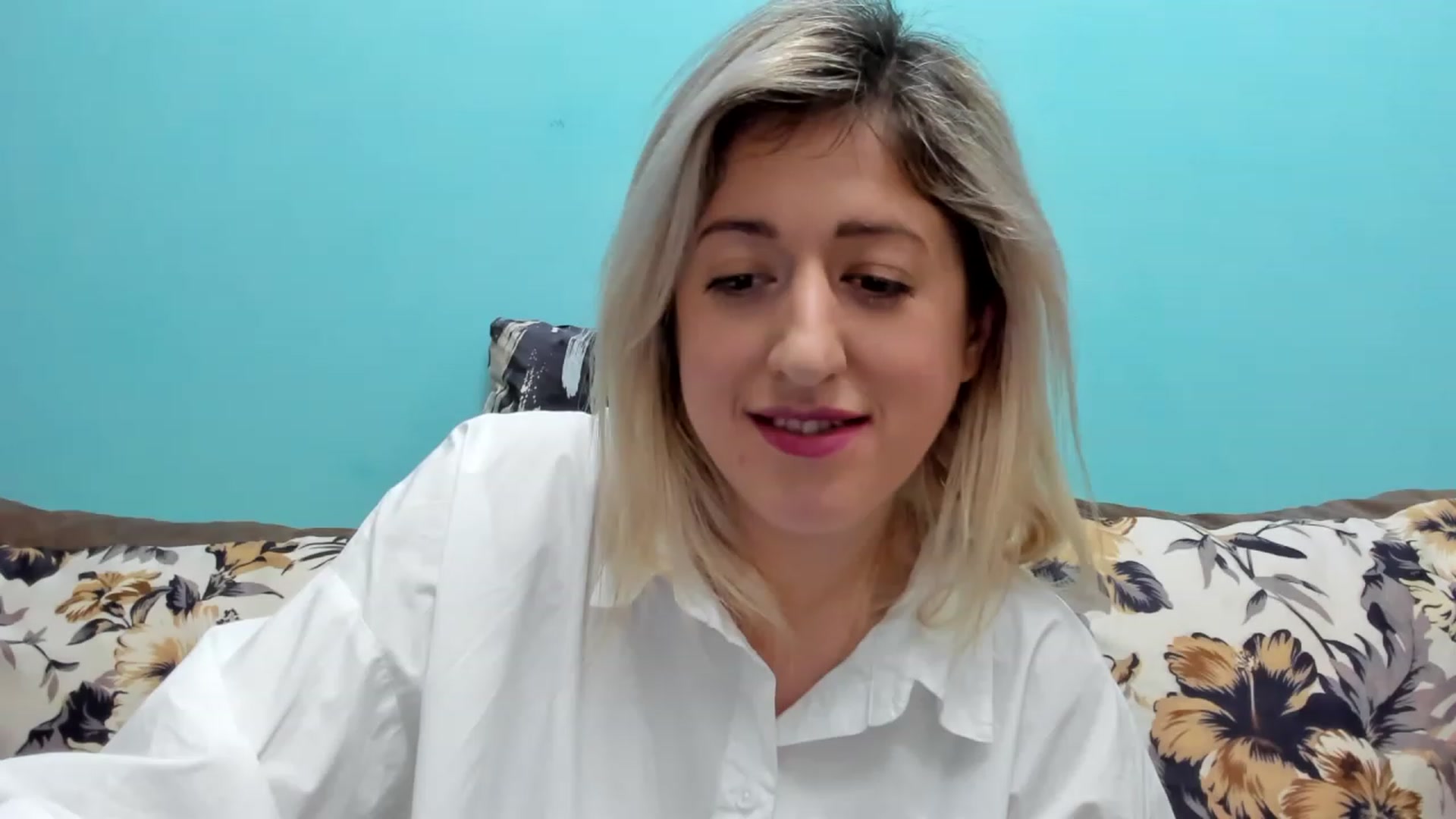 Gallery image thumbnail from SweetDelia_'s myfreecams stream on, 01/08/2024, 13:04 image 6 of 20