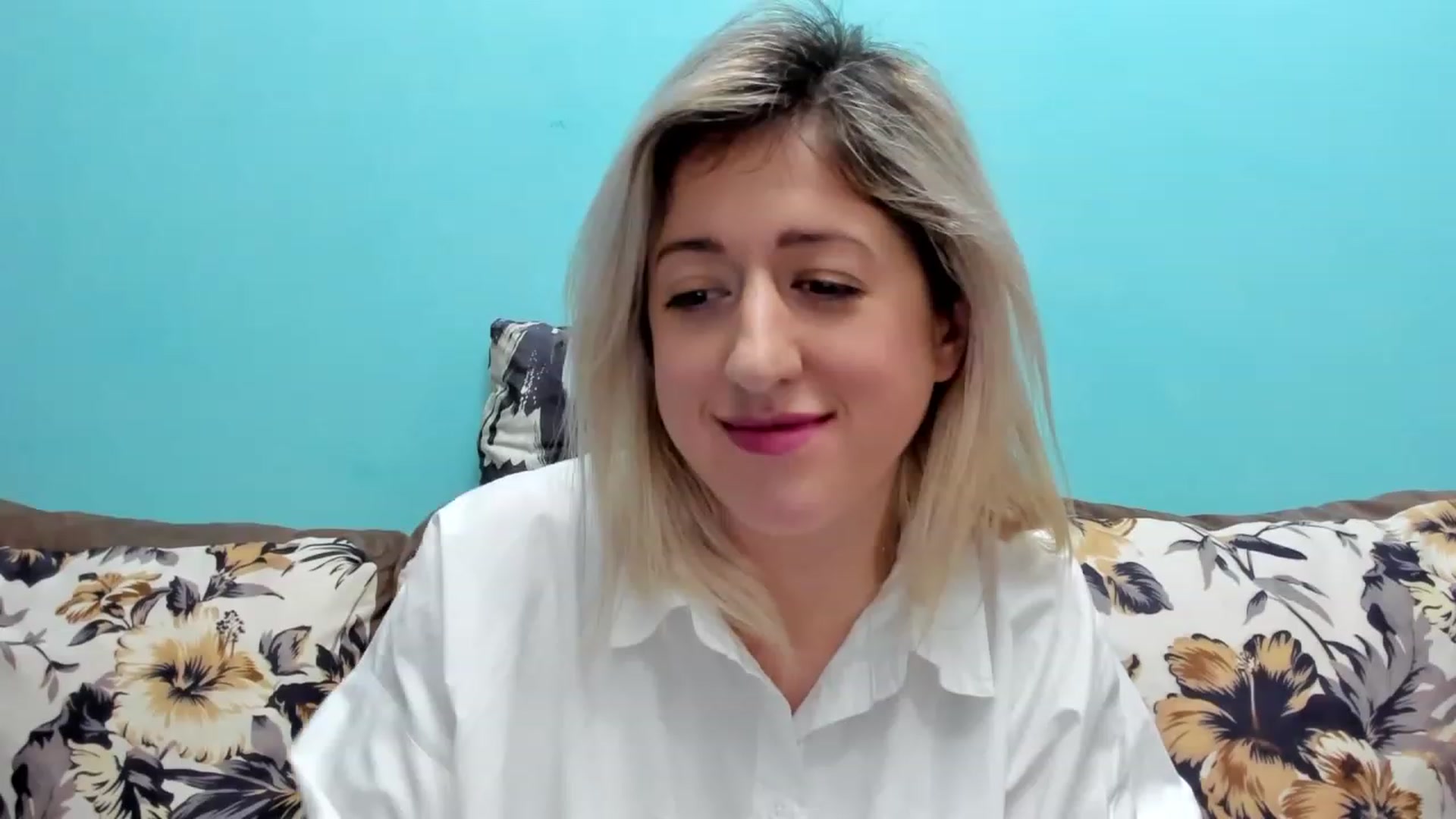 Gallery image thumbnail from SweetDelia_'s myfreecams stream on, 01/08/2024, 13:04 image 4 of 20
