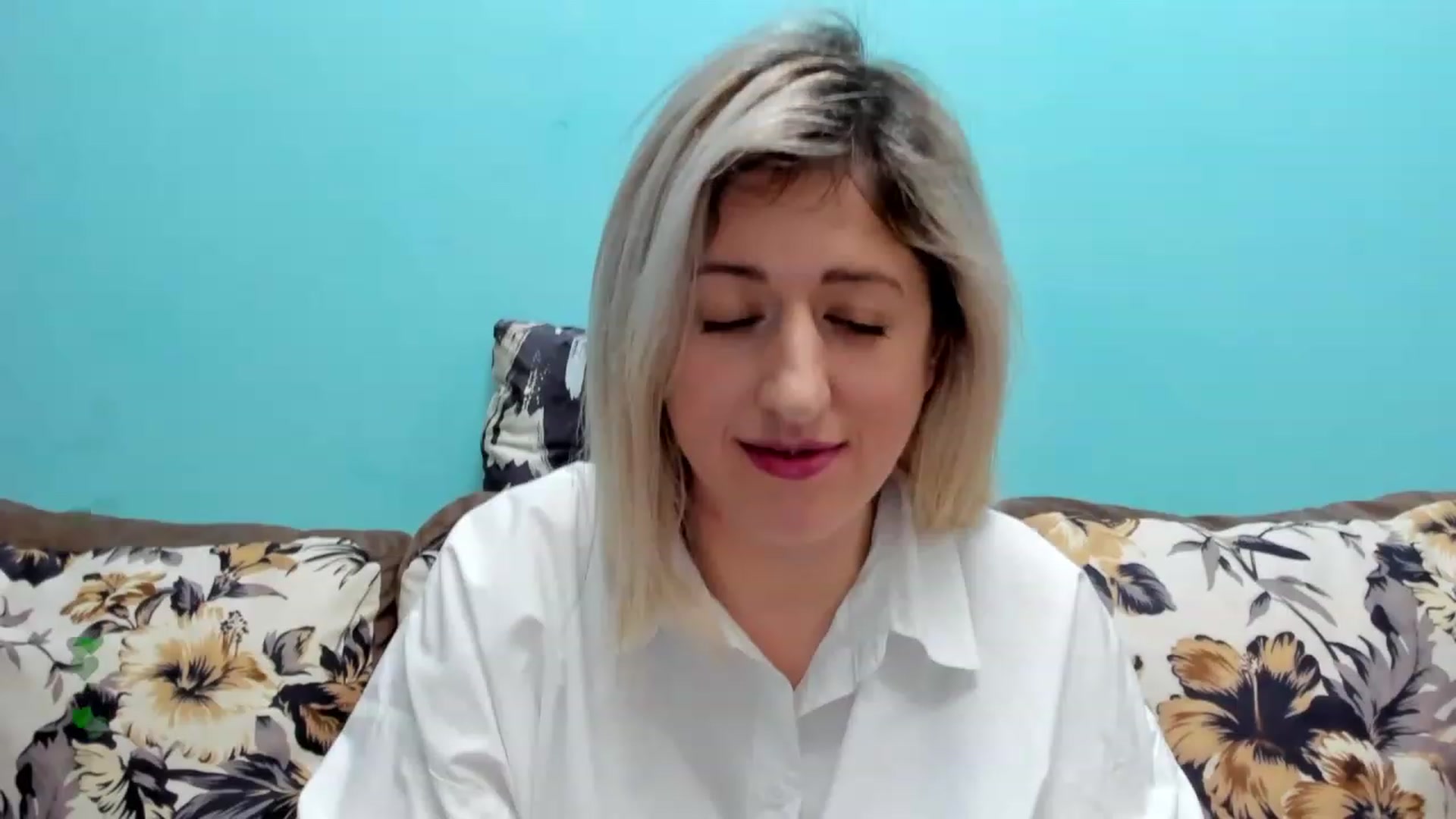 Gallery image thumbnail from SweetDelia_'s myfreecams stream on, 01/08/2024, 13:04 image 17 of 20