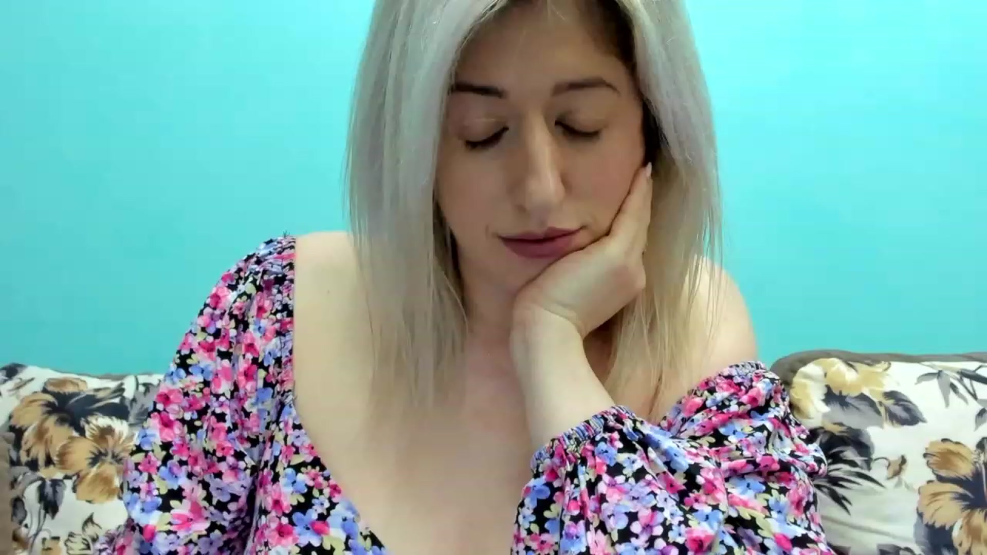 Gallery image thumbnail from SweetDelia_'s myfreecams stream on, 01/11/2024, 13:21 image 17 of 20