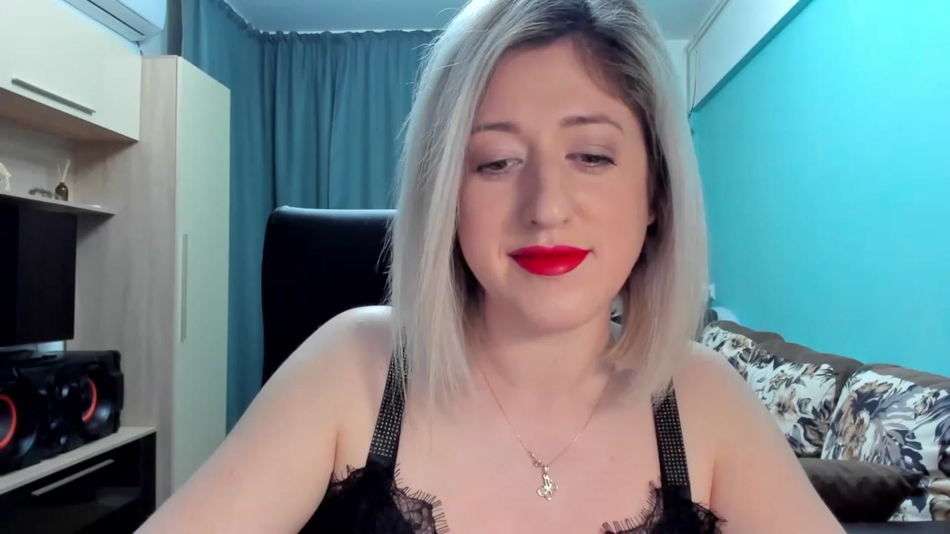 Gallery image thumbnail from SweetDelia_'s myfreecams stream on, 01/24/2024, 01:09 image 7 of 20