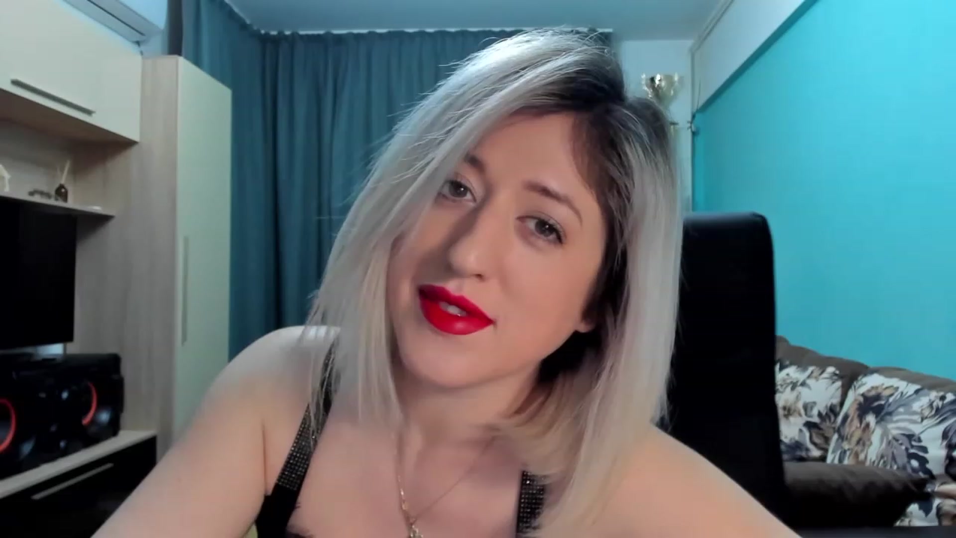 Gallery image thumbnail from SweetDelia_'s myfreecams stream on, 01/24/2024, 01:09 image 5 of 20