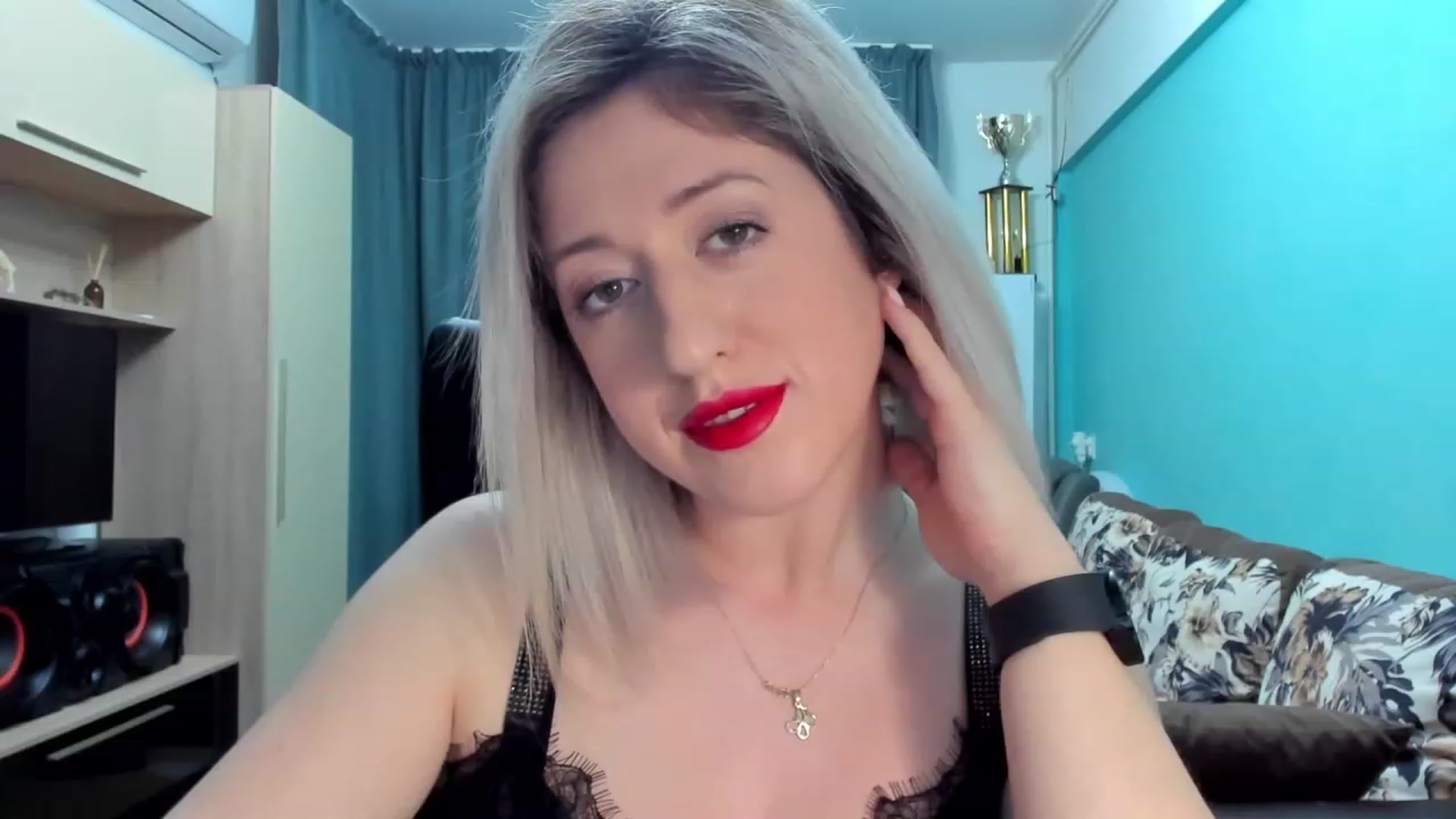 Gallery image thumbnail from SweetDelia_'s myfreecams stream on, 01/24/2024, 01:09 image 4 of 20