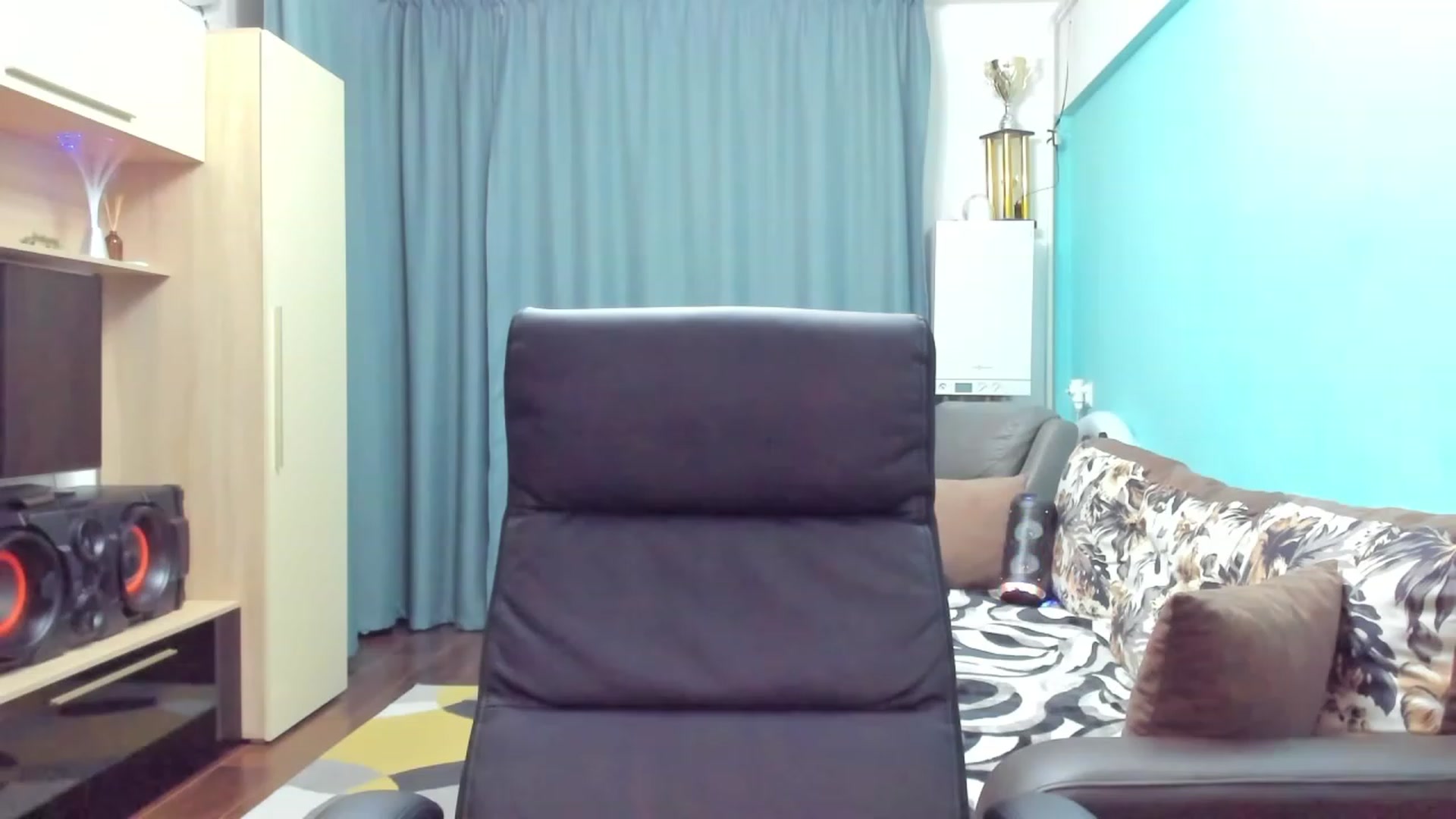 Gallery image thumbnail from SweetDelia_'s myfreecams stream on, 01/29/2024, 24:00 image 18 of 20