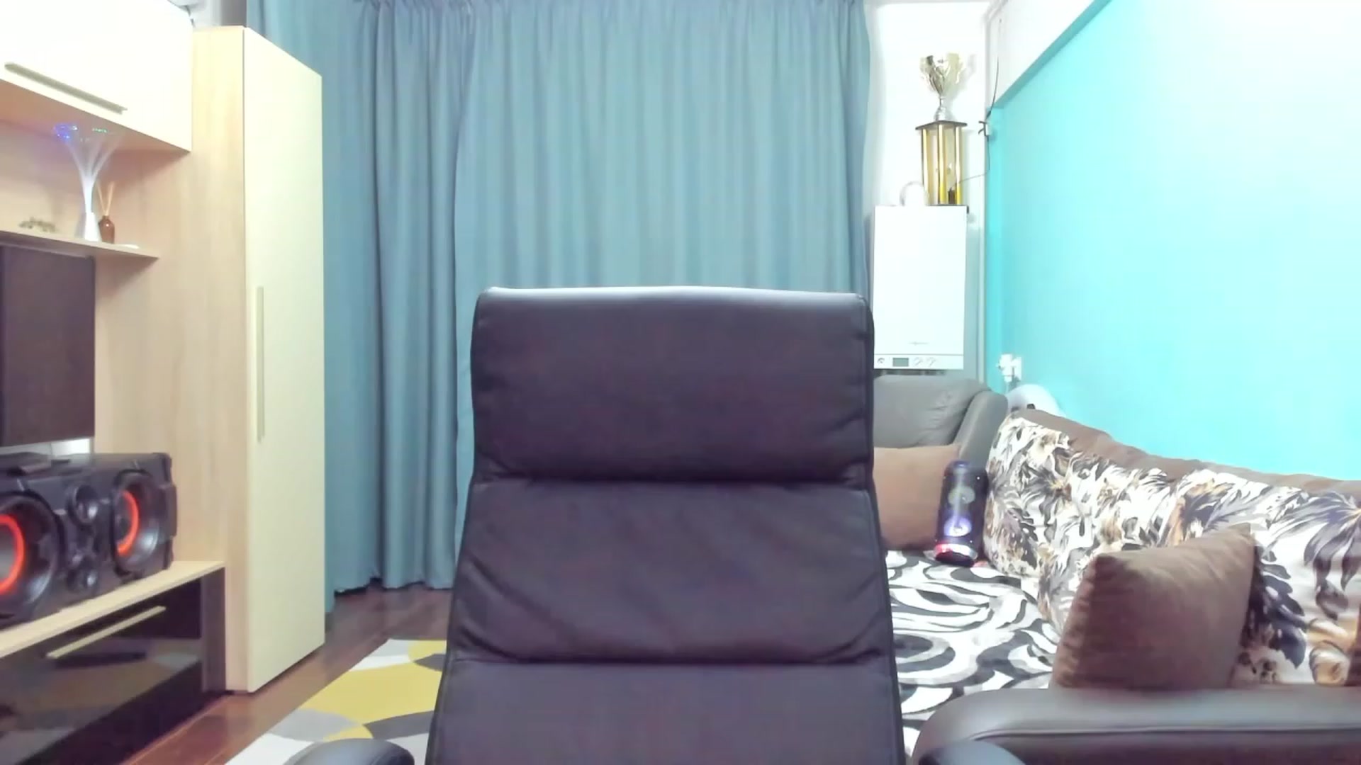 Gallery image thumbnail from SweetDelia_'s myfreecams stream on, 01/29/2024, 24:00 image 17 of 20
