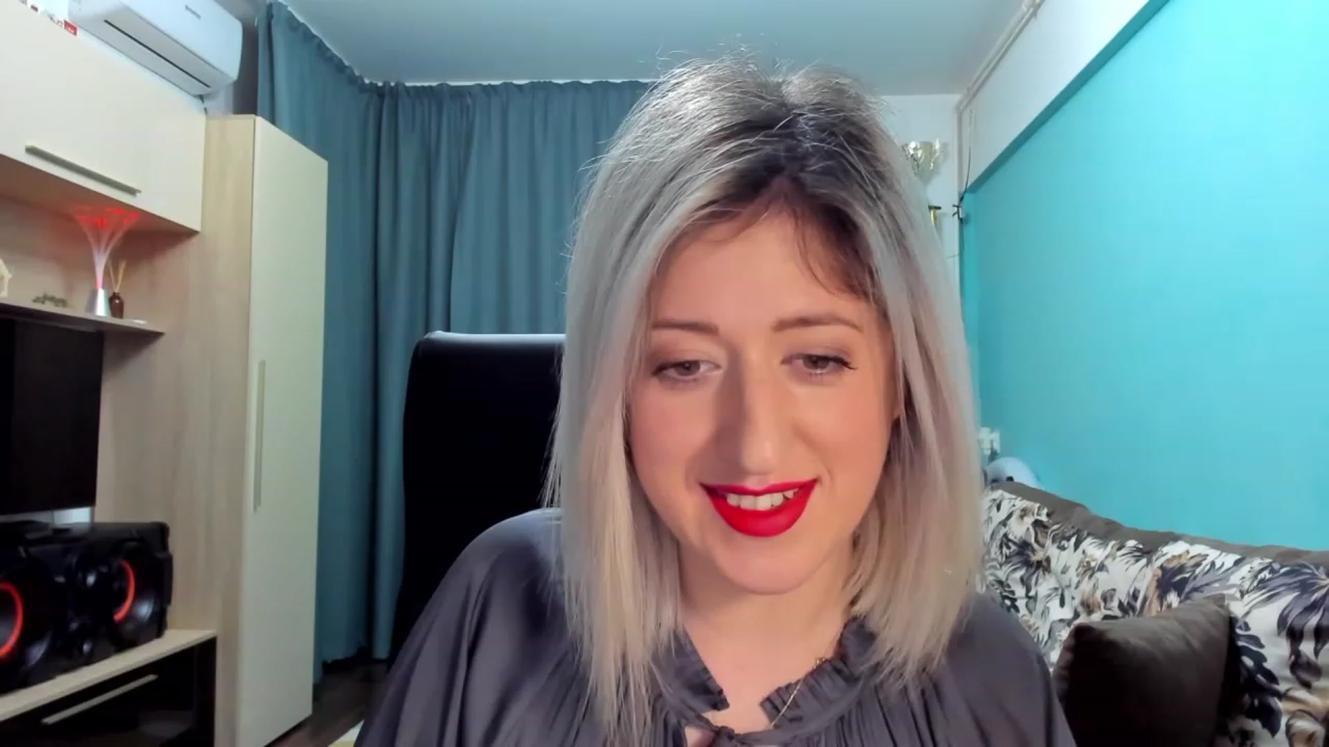 Gallery image thumbnail from SweetDelia_'s myfreecams stream on, 01/29/2024, 24:54 image 7 of 20