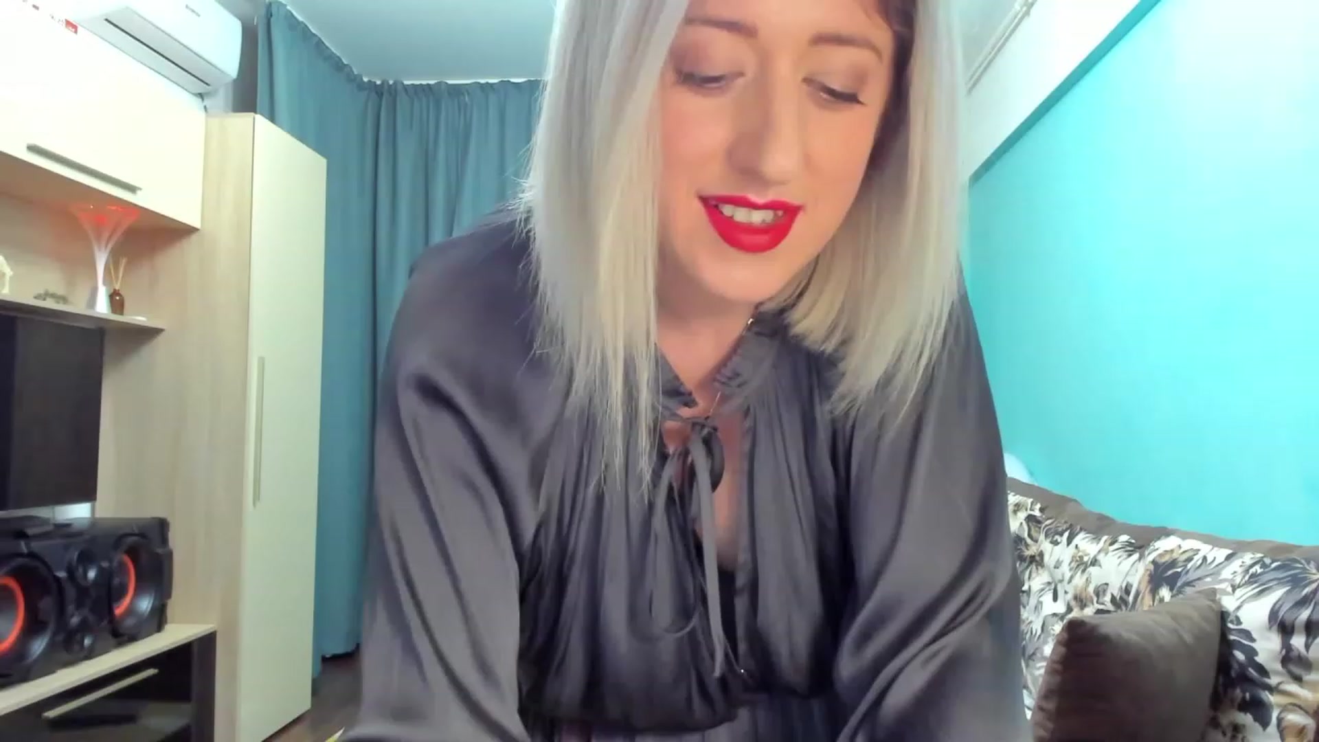 Gallery image thumbnail from SweetDelia_'s myfreecams stream on, 01/29/2024, 24:54 image 2 of 20