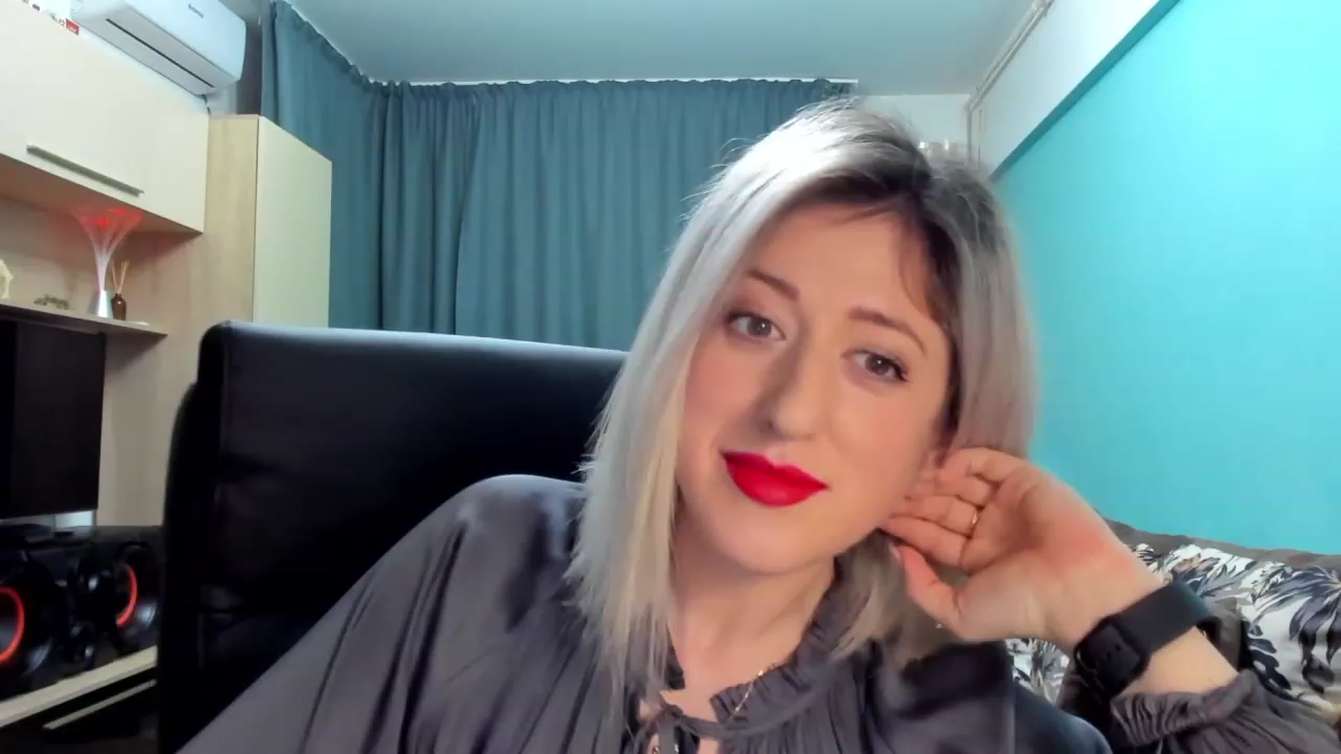 Gallery image thumbnail from SweetDelia_'s myfreecams stream on, 01/29/2024, 24:54 image 4 of 20