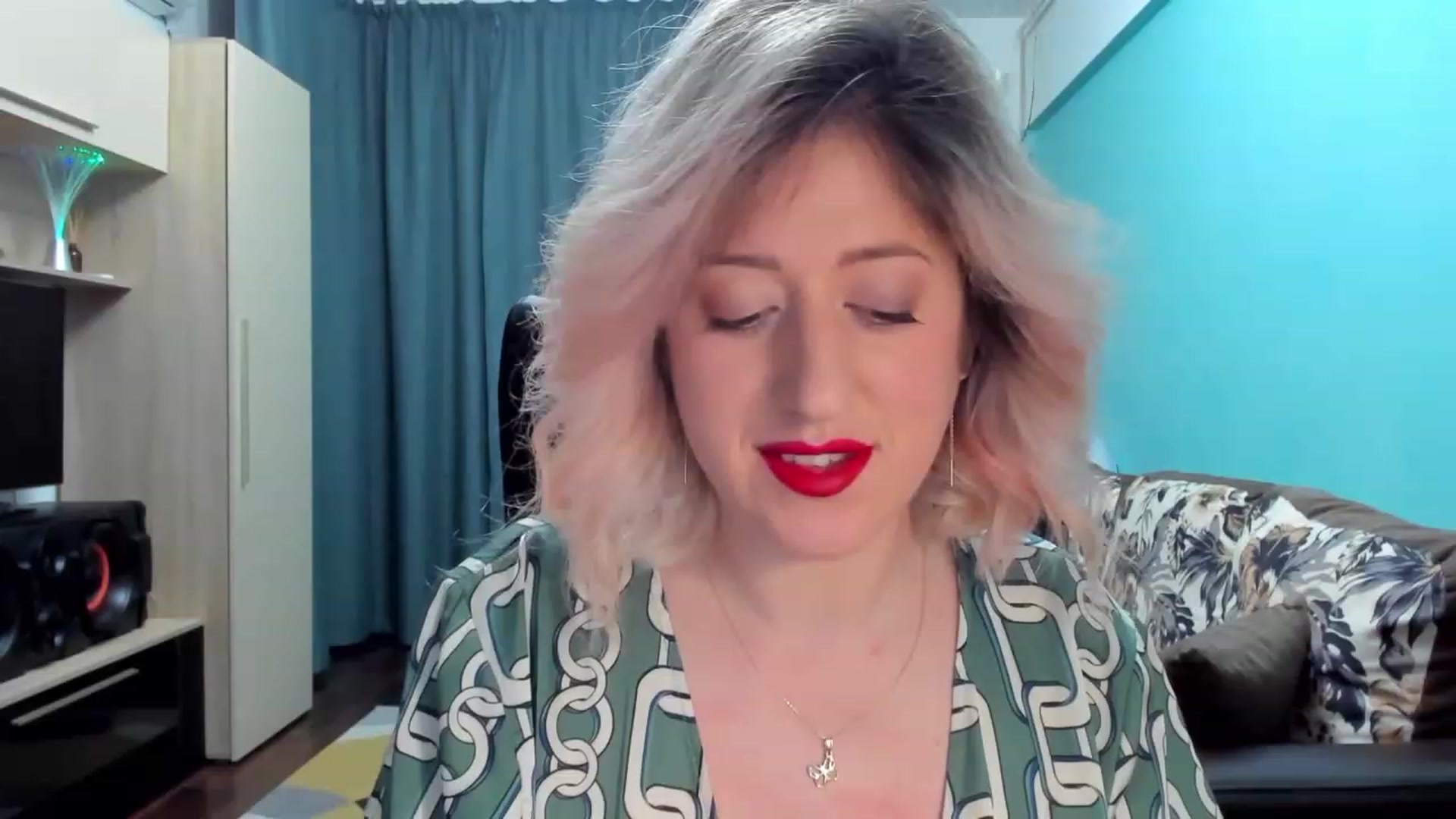 Gallery image thumbnail from SweetDelia_'s myfreecams stream on, 02/11/2024, 23:37 image 5 of 20