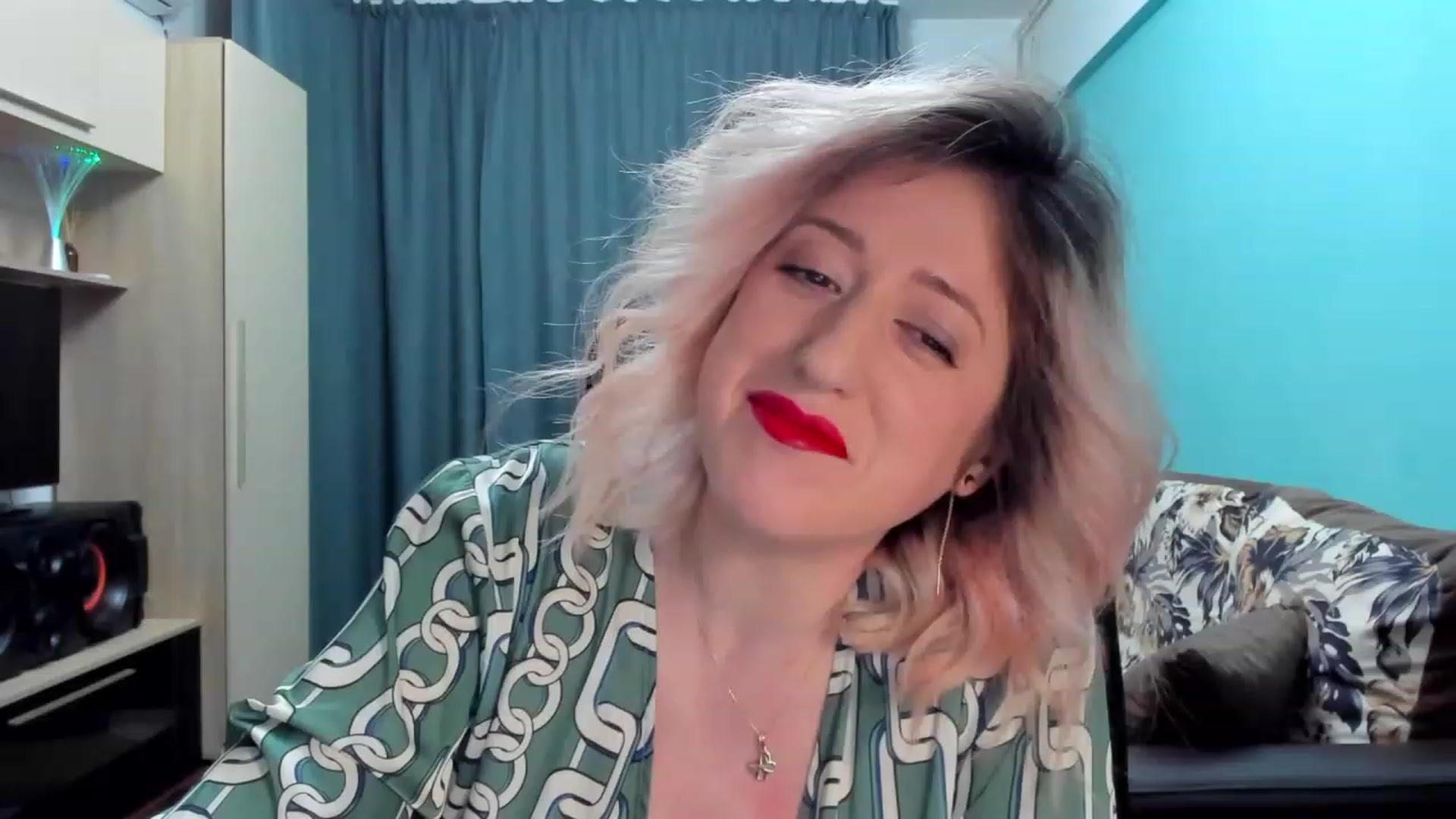Gallery image thumbnail from SweetDelia_'s myfreecams stream on, 02/11/2024, 23:37 image 20 of 20
