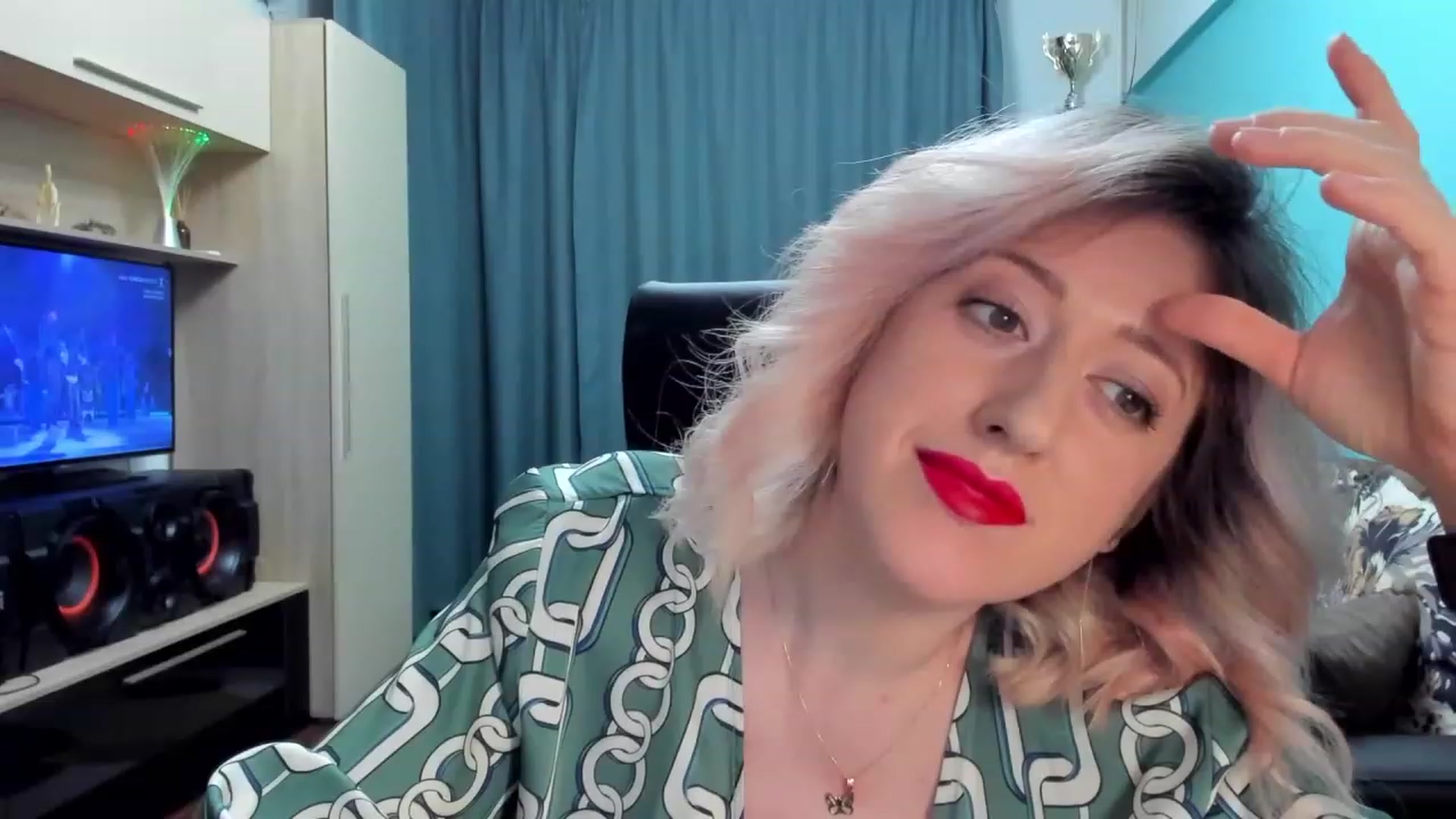 Gallery image thumbnail from SweetDelia_'s myfreecams stream on, 02/12/2024, 02:19 image 10 of 20
