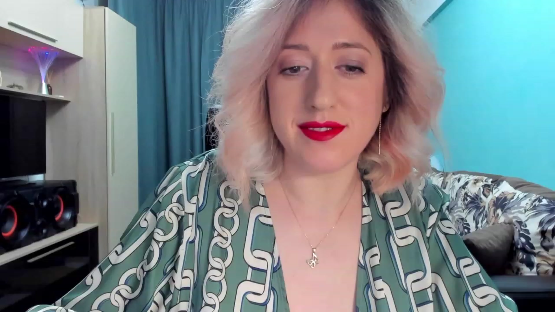 Gallery image thumbnail from SweetDelia_'s myfreecams stream on, 02/12/2024, 02:19 image 20 of 20