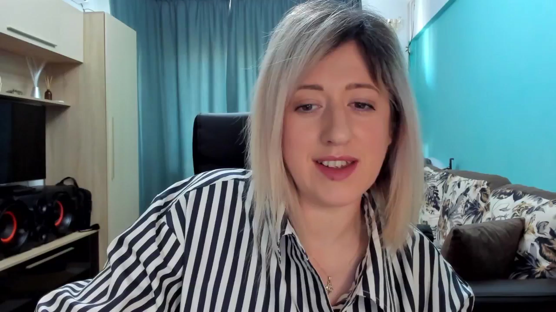 Gallery image thumbnail from SweetDelia_'s myfreecams stream on, 02/27/2024, 11:49 image 4 of 20