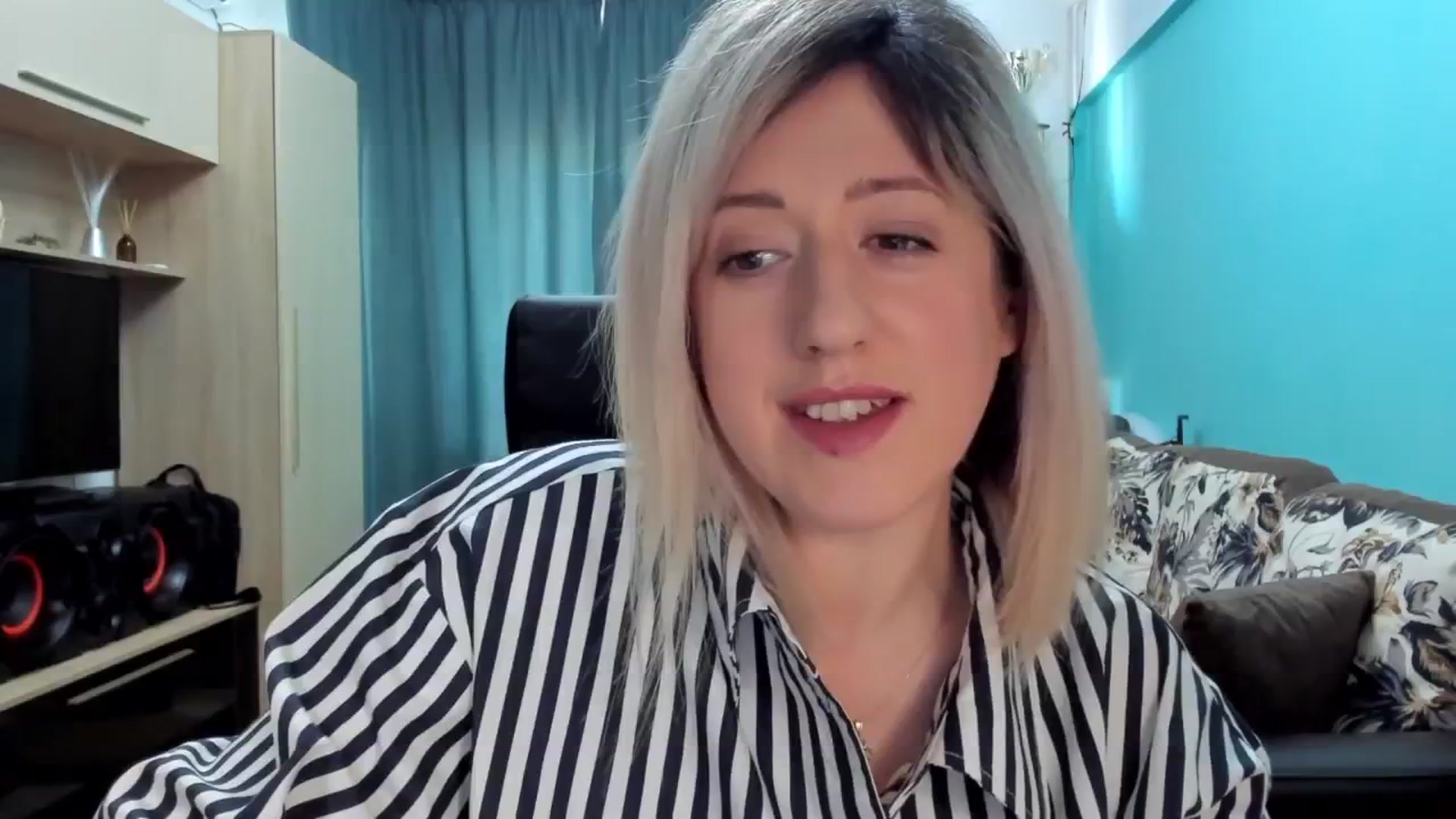 Gallery image thumbnail from SweetDelia_'s myfreecams stream on, 02/27/2024, 11:49 image 1 of 20