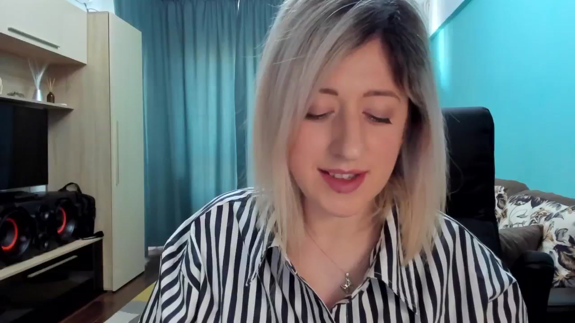 Gallery image thumbnail from SweetDelia_'s myfreecams stream on, 02/27/2024, 11:49 image 18 of 20